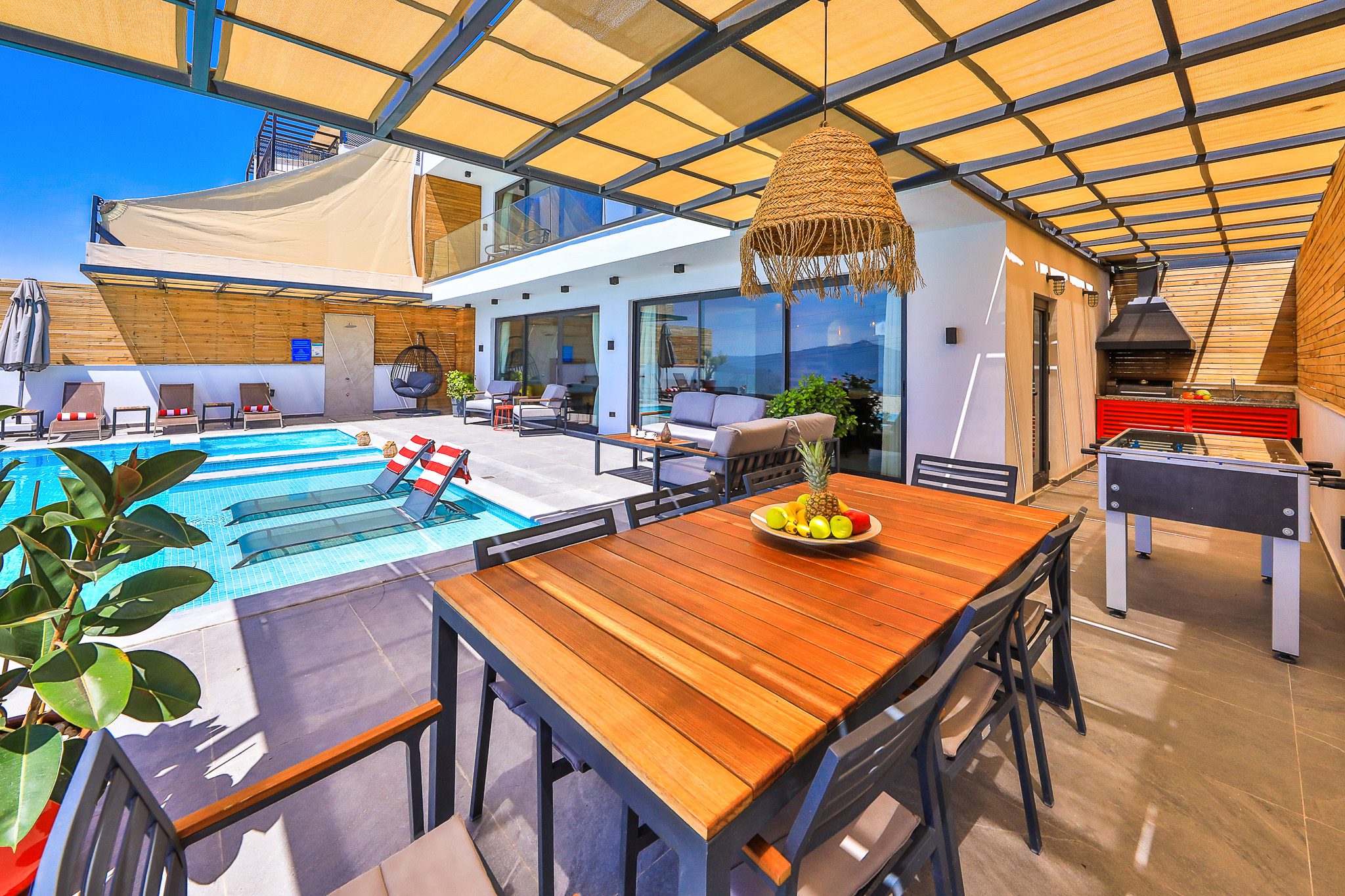 Outdoor dining area in Villa Rosso, villa holidays in Kalkan, Turkey