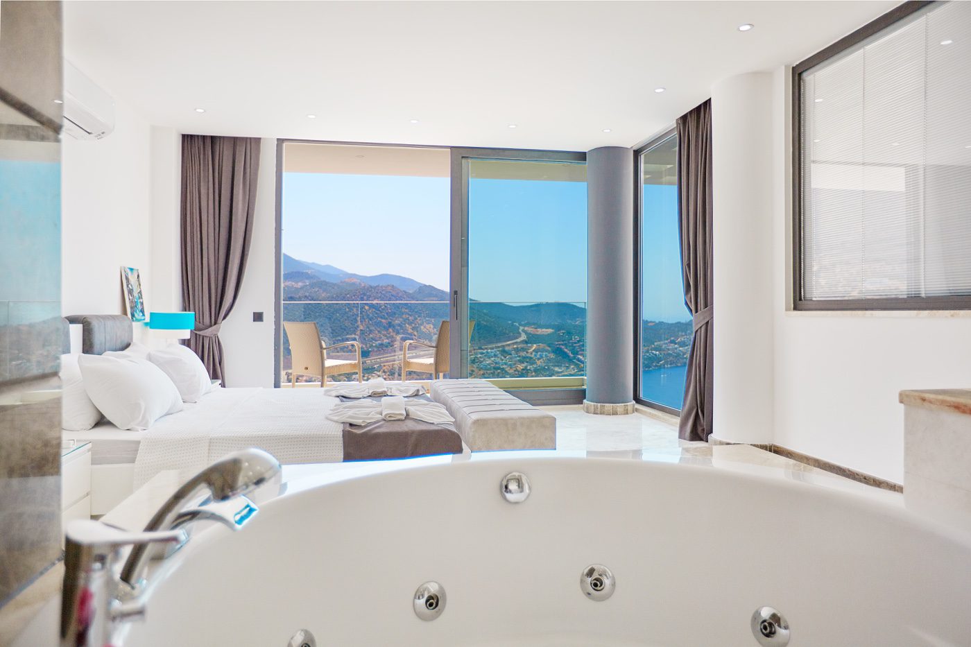 Hot tub in Villa Unlimited 1, villa holidays in Kalkan, Turkey