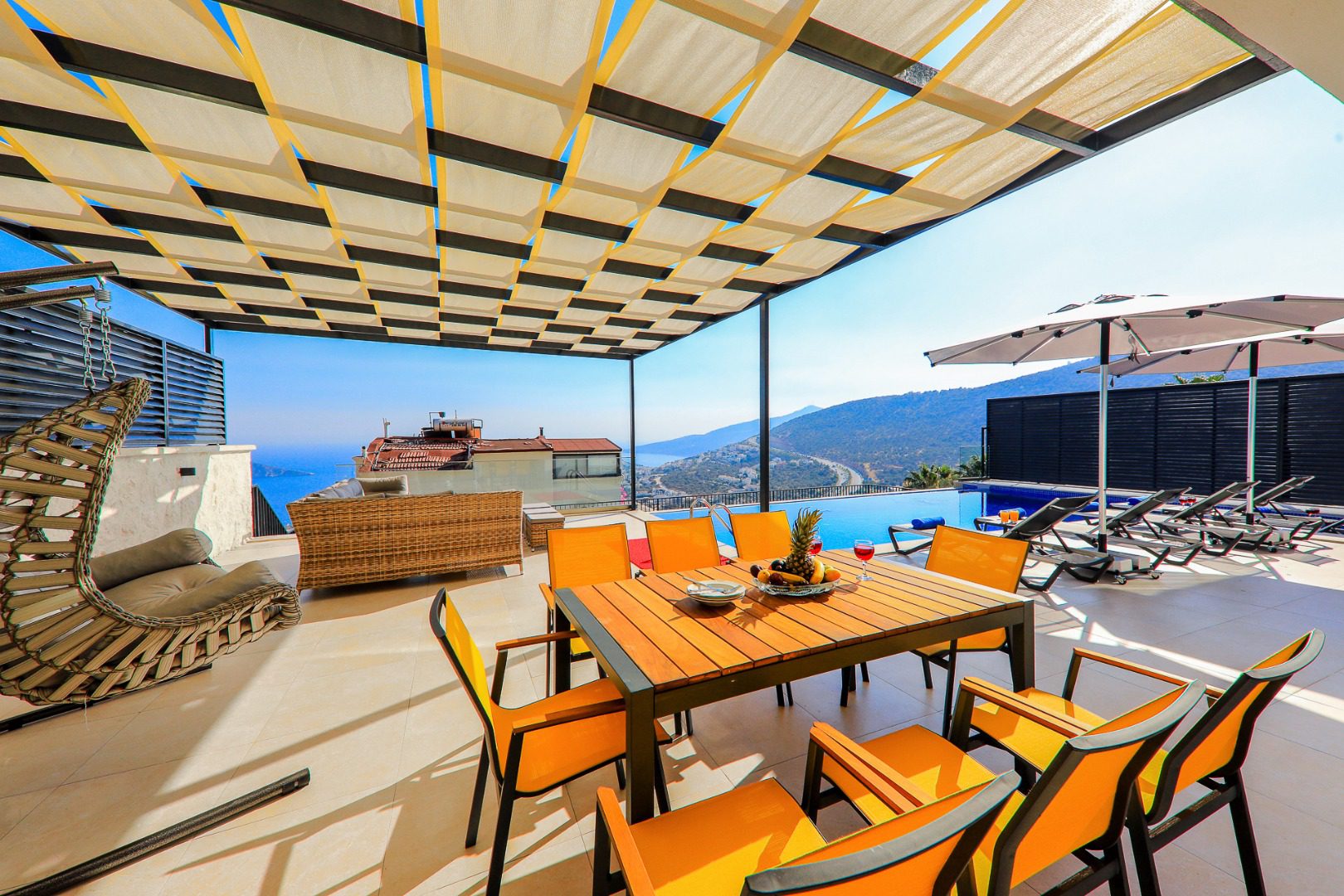 Outdoor dining area in Villa Bliss, villa holiday in Kalkan, Turkey
