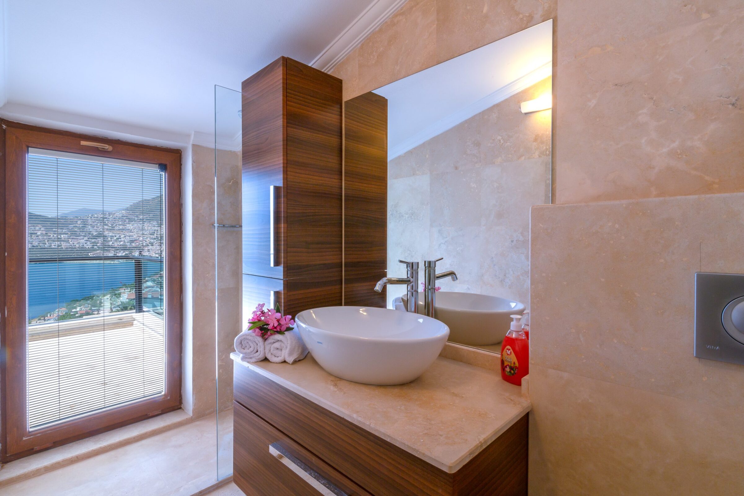 Villa holidays at villa Hera, Kalkan bathroom