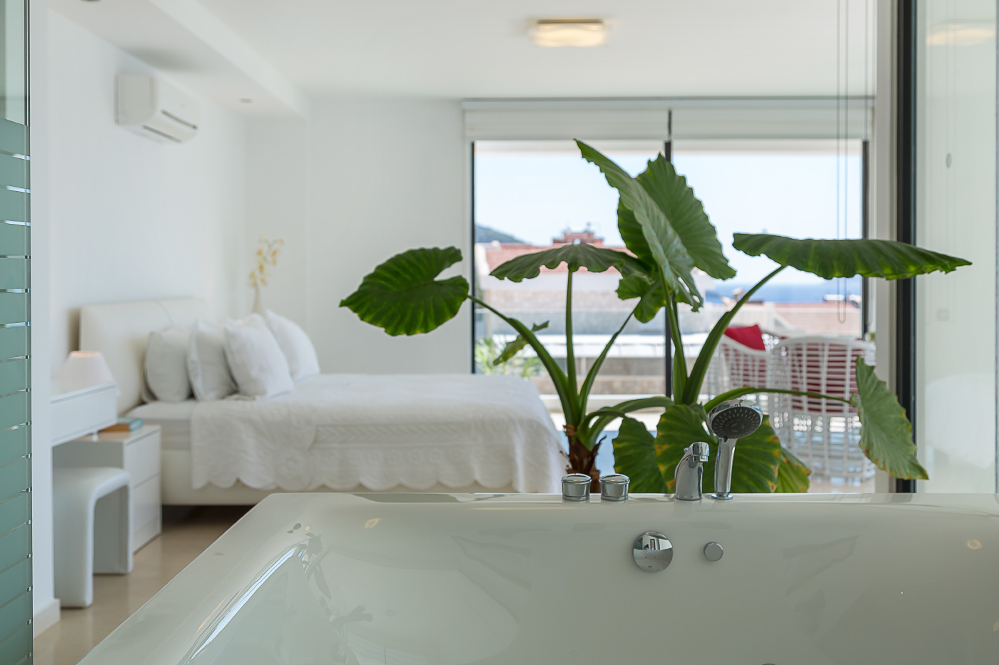 Double bedroom with bath and balcony access in Villa Setara, villa holidays in Kalkan, Turkey
