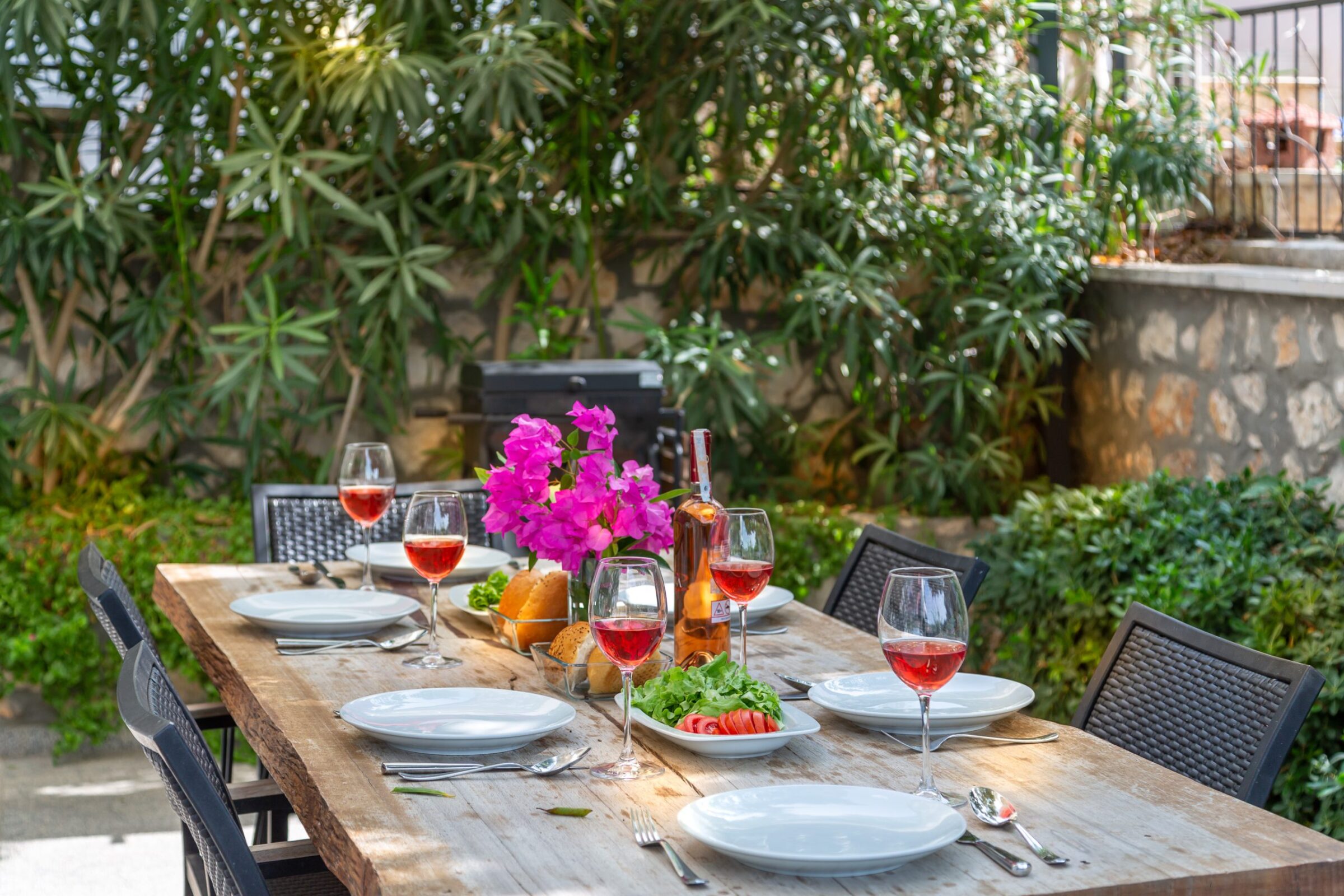 Outdoor dining area of luxurious Villa Nar Evi in Kalkan, Turkey