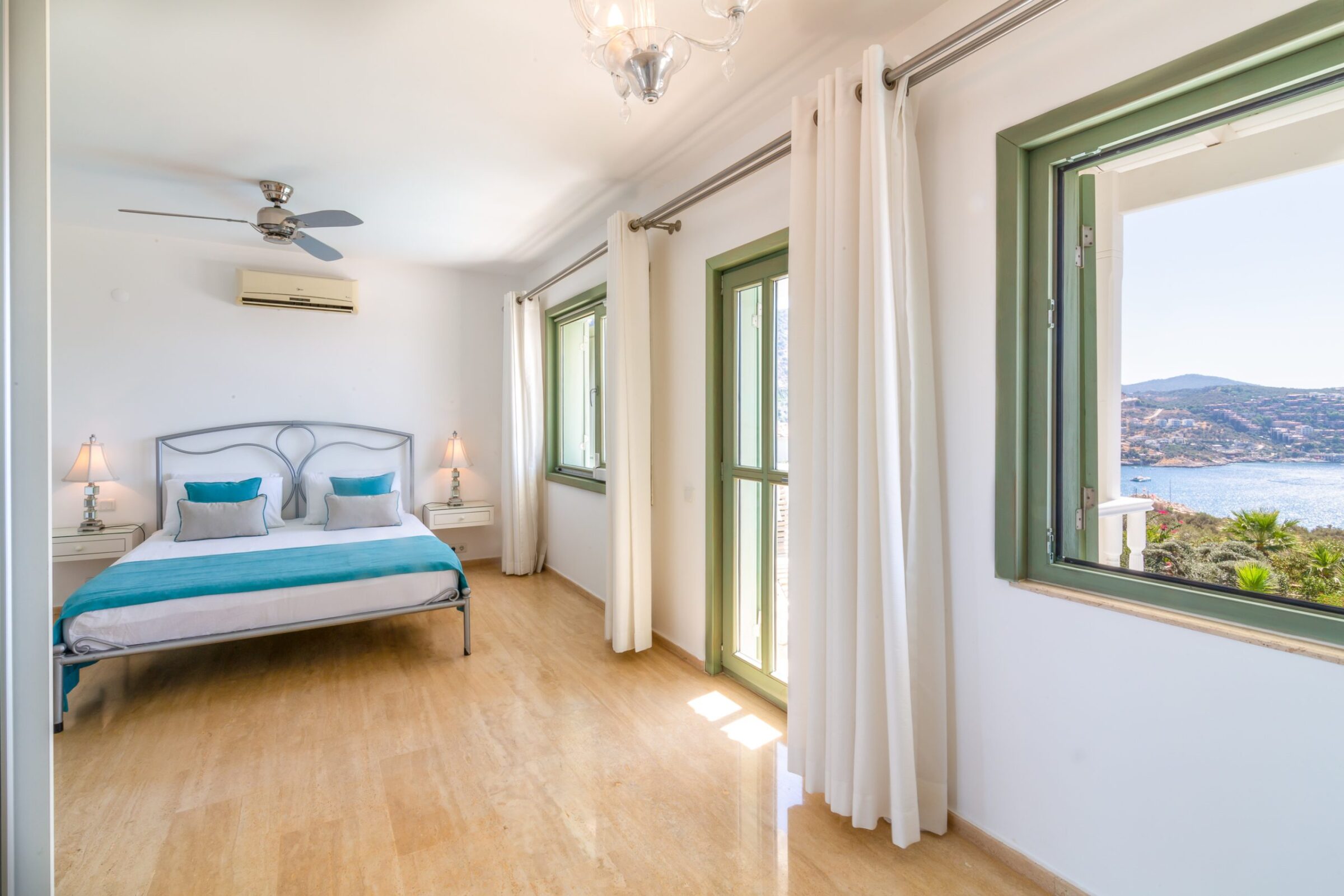 Luxury villa holiday in Turkey at villa Yesil Ev—double bedroom