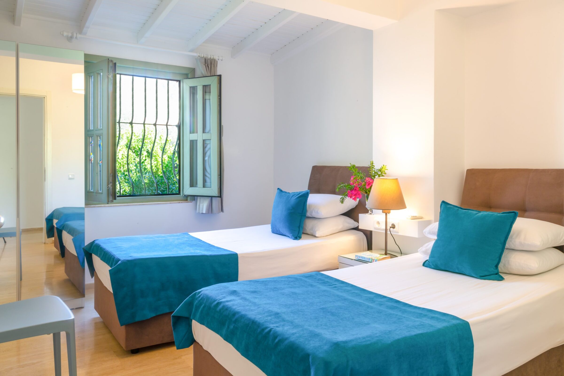 Luxury villa holiday in Turkey at villa Yesil Ev—twin bedroom