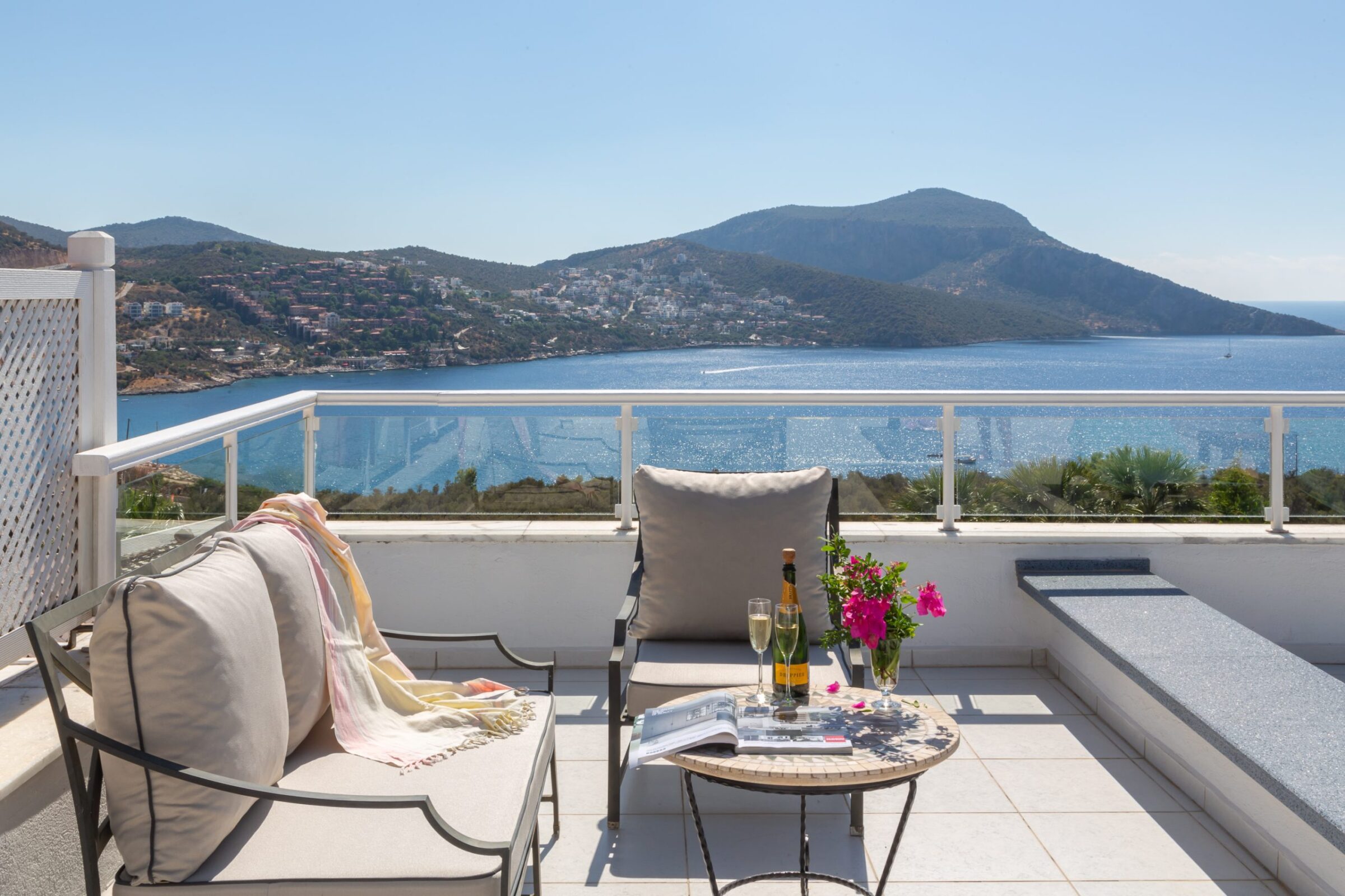 Luxury villa holiday in Turkey at villa Yesil Ev—balcony view