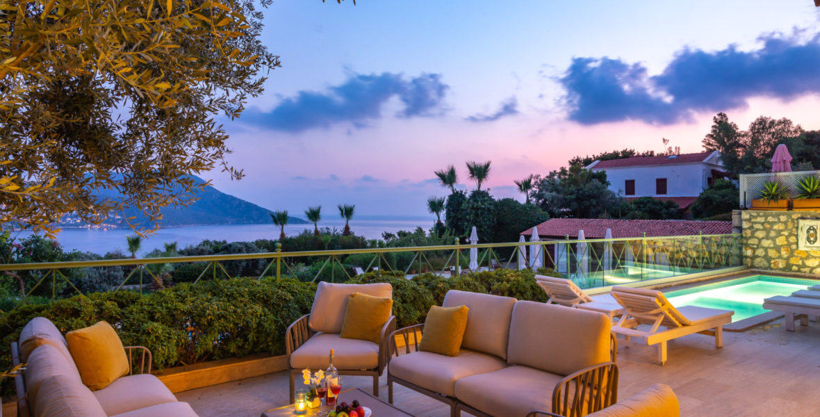 Luxury villa holiday in Turkey at villa Yesil Ev—outdoor seating area
