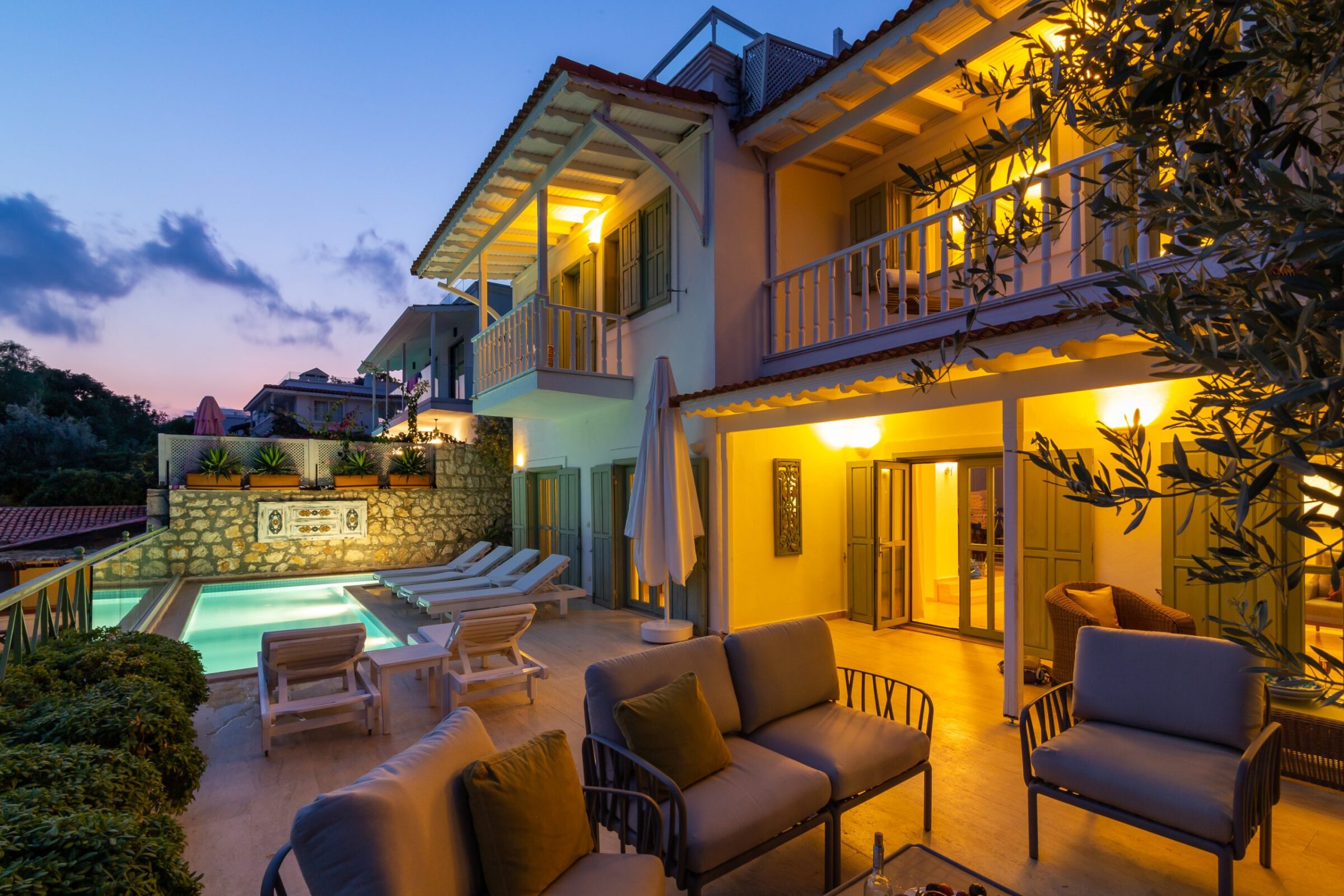 Luxury villa holiday in Turkey at villa Yesil Ev—outdoor seating area and pool