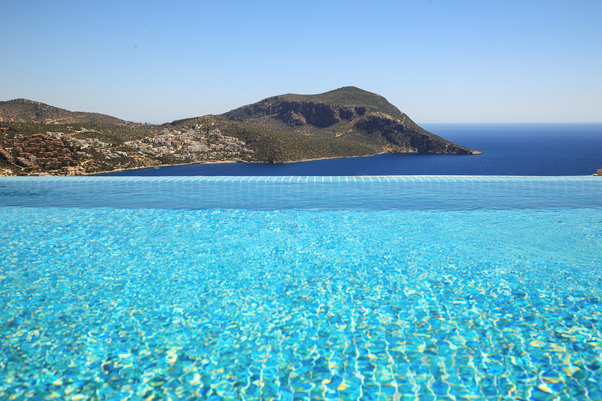 Infinity pool in Villa Sandie, villas to rent in Kalkan, Turkey