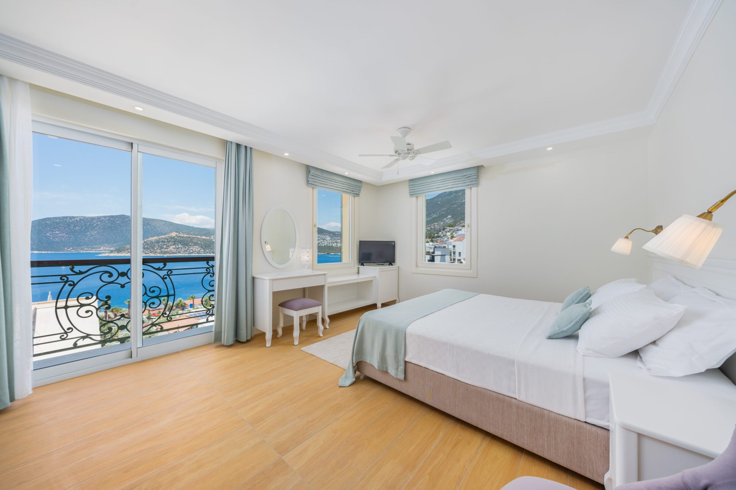 Double bedroom and balcony in Villa Grande, villas to rent in Kalkan, Turkey