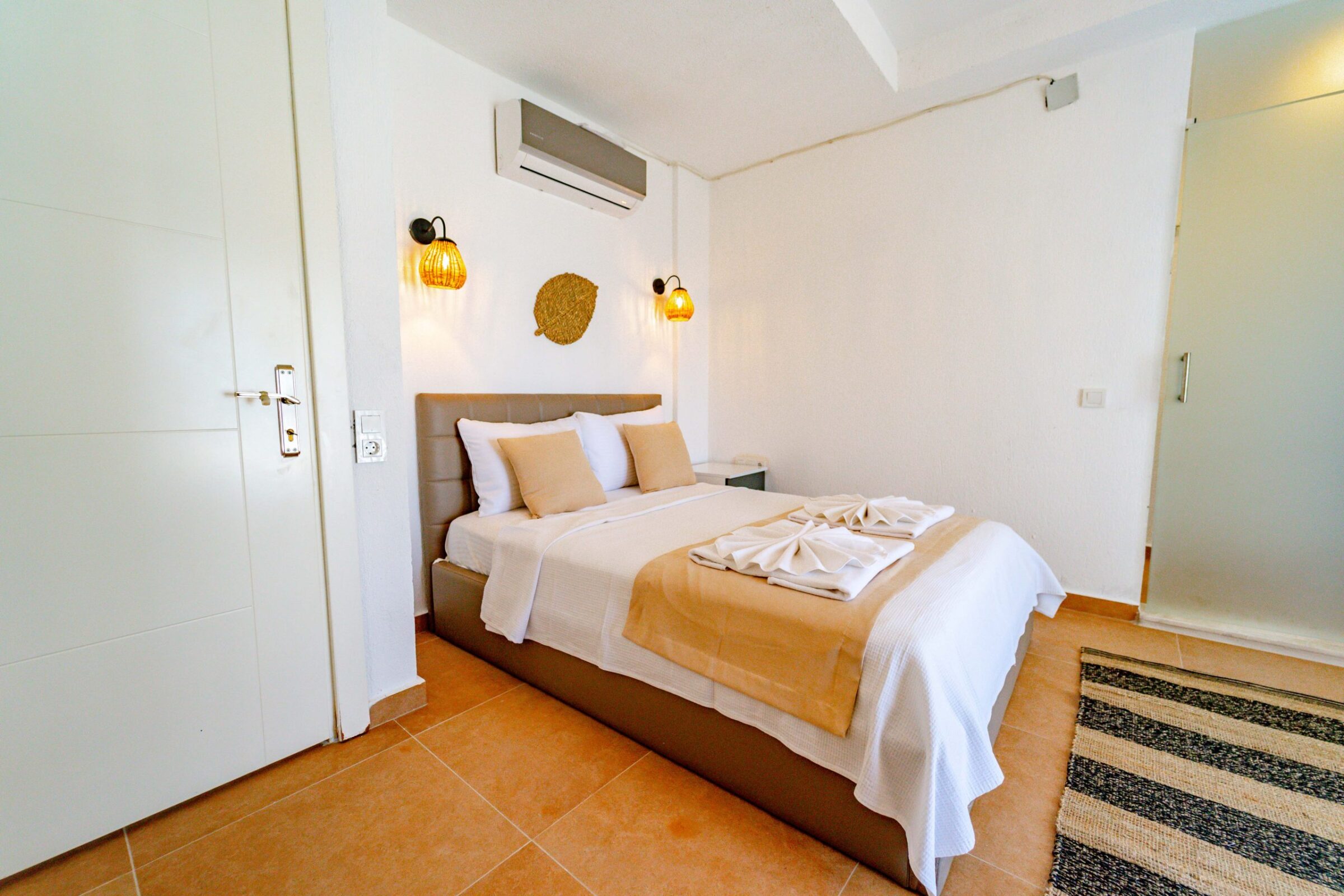 Double bedroom in Villa Coast, villa to rent in Kalkan, Turkey