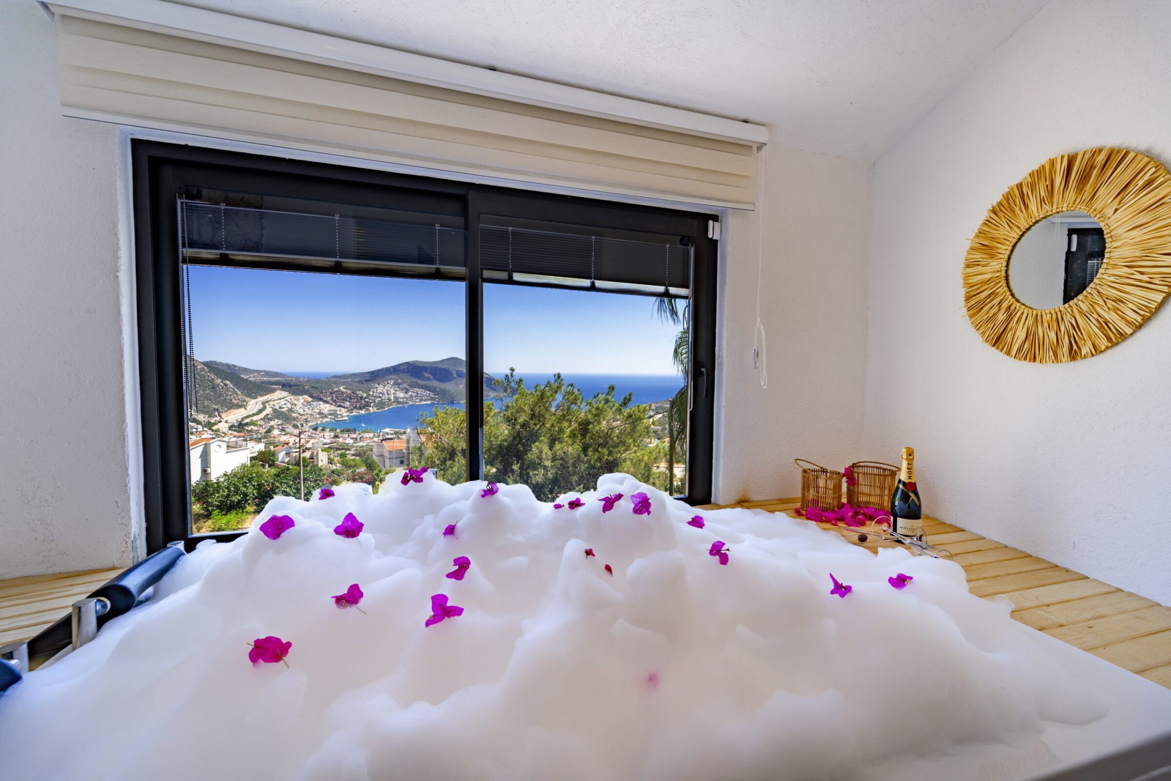 Hot tub in Villa Coast, villa to rent in Kalkan, Turkey