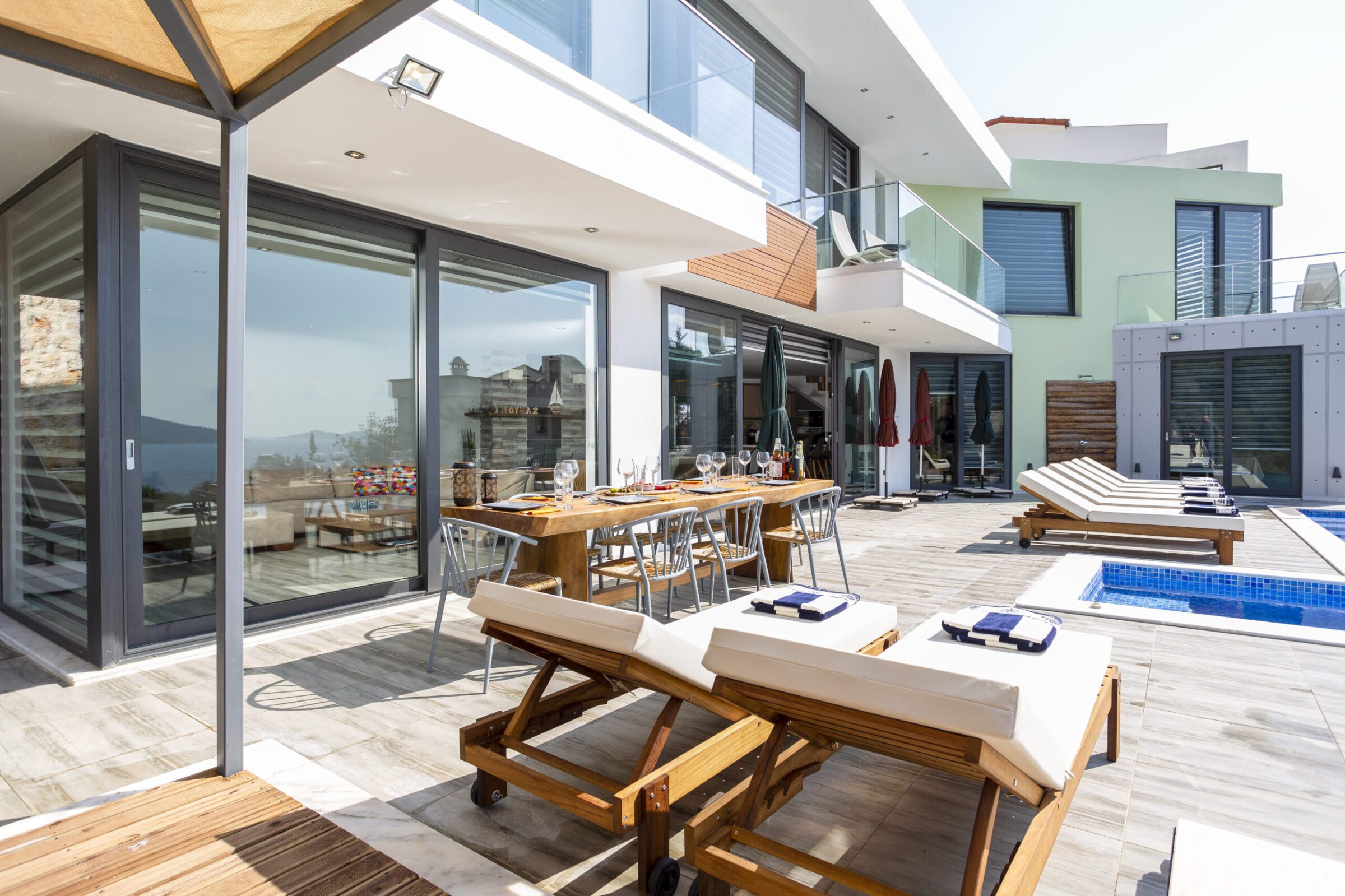 Outdoor dining area in Villa Poyraz, villa holidays in Kalkan, Turkey