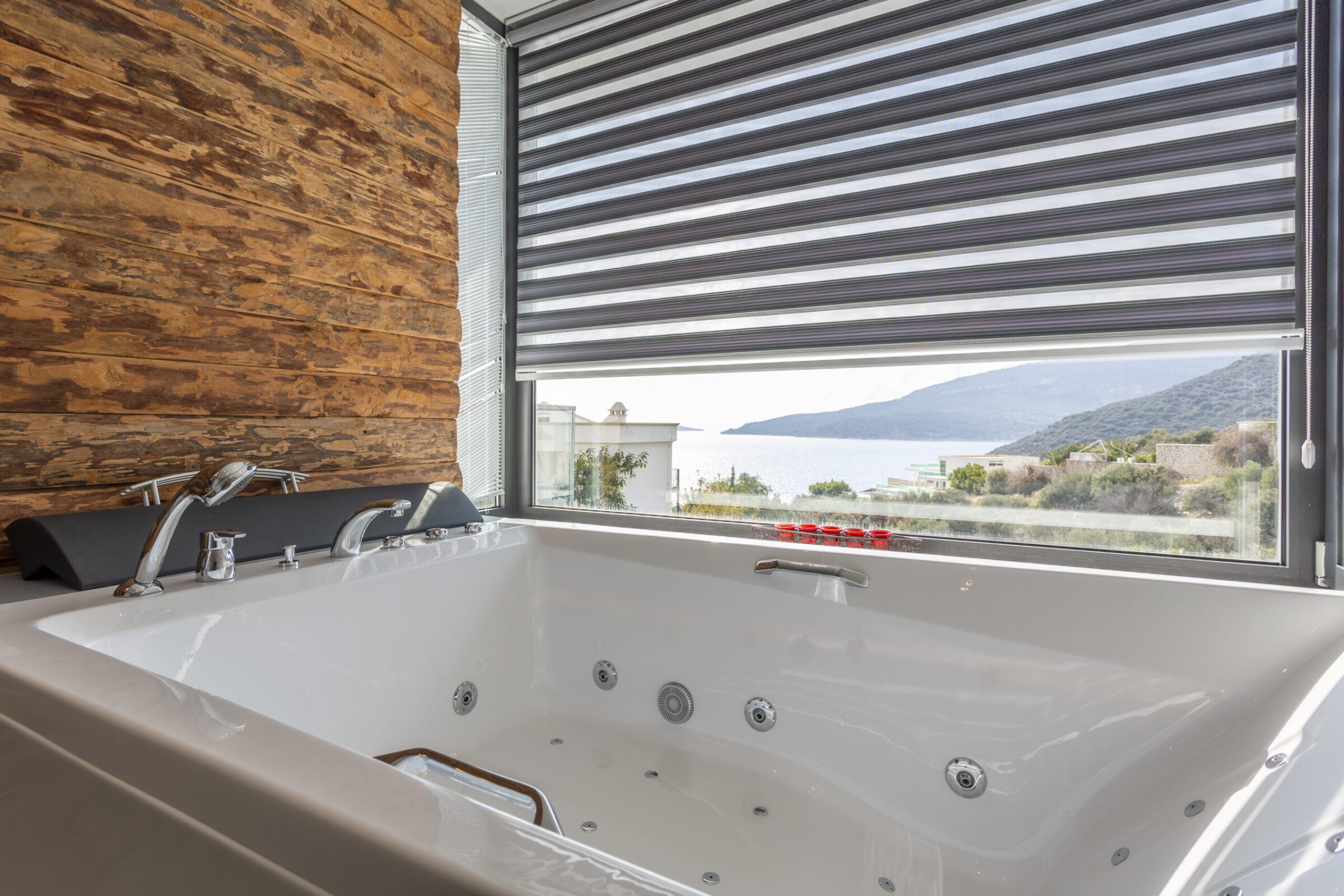 Bathroom in Villa Poyraz, villa holidays in Kalkan, Turkey