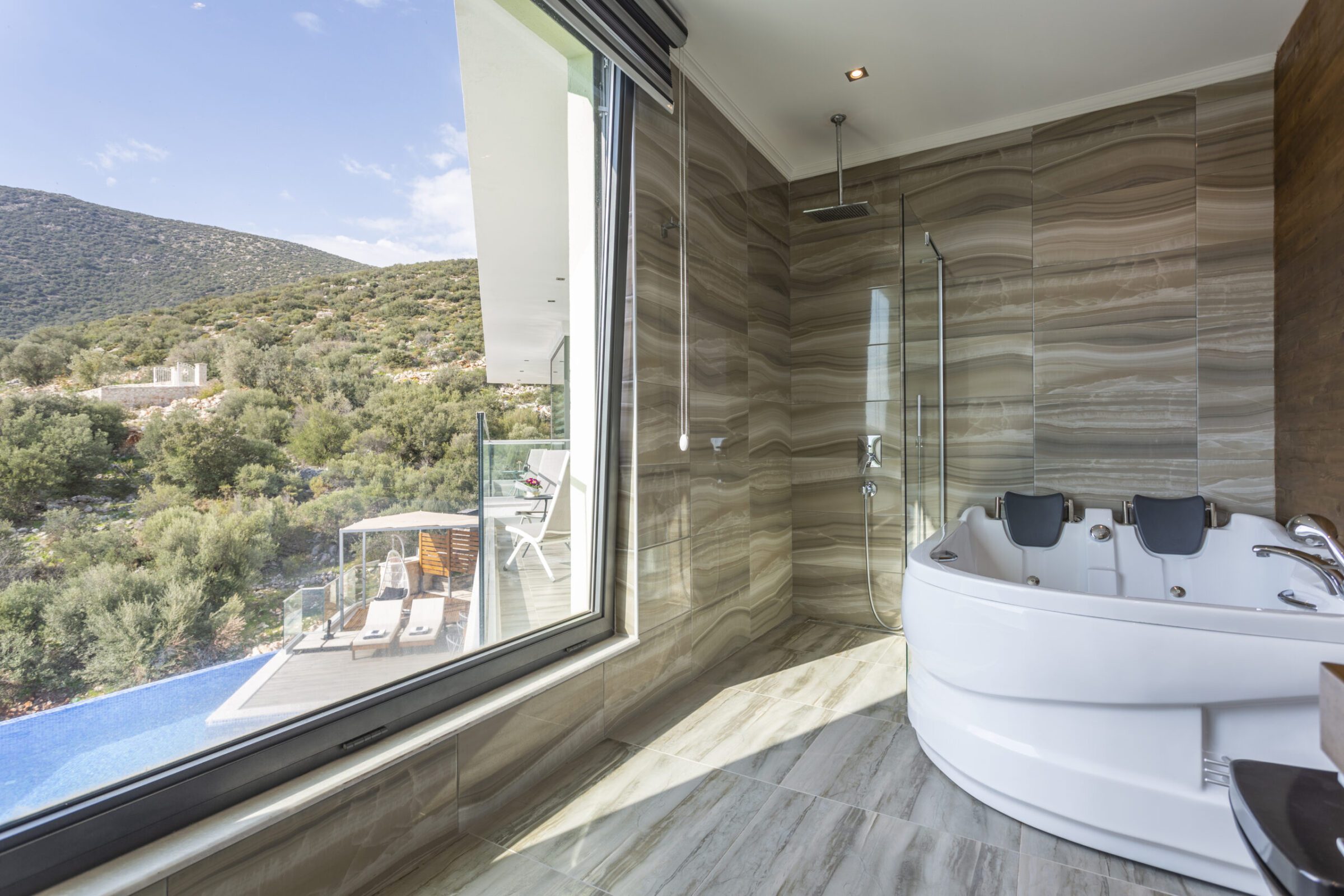 Luxurious bathroom in Villa Poyraz, villa holidays in Kalkan, Turkey