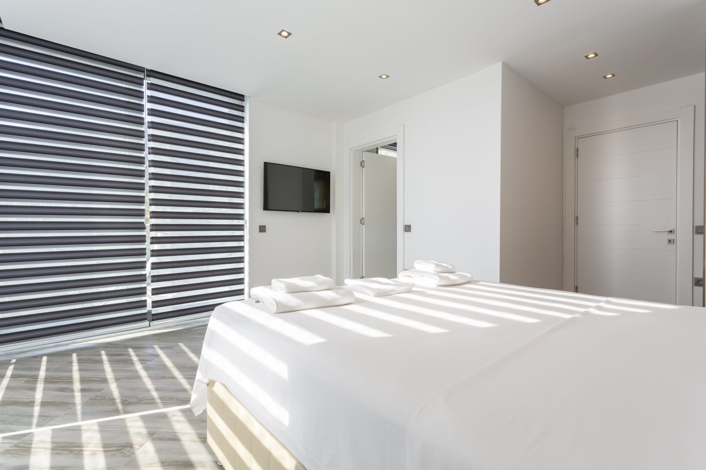 Double bedroom with en suite in Villa Poyraz, villa holidays in Kalkan, Turkey