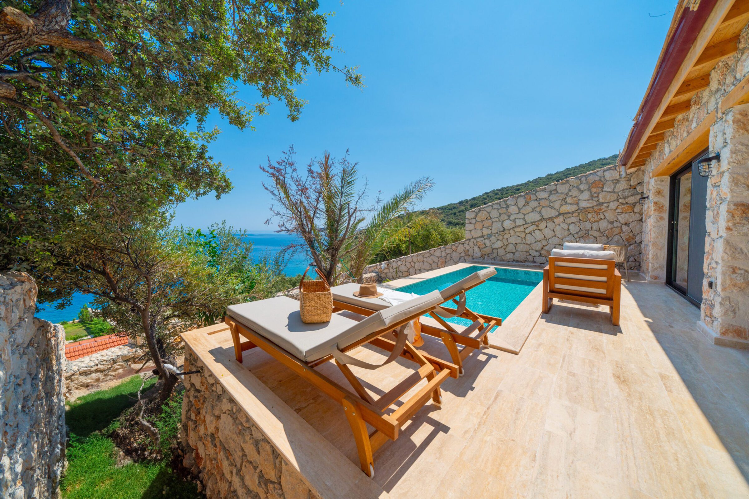 Garden of Villa Water's Edge 5, villas to rent in Kalkan, Turkey