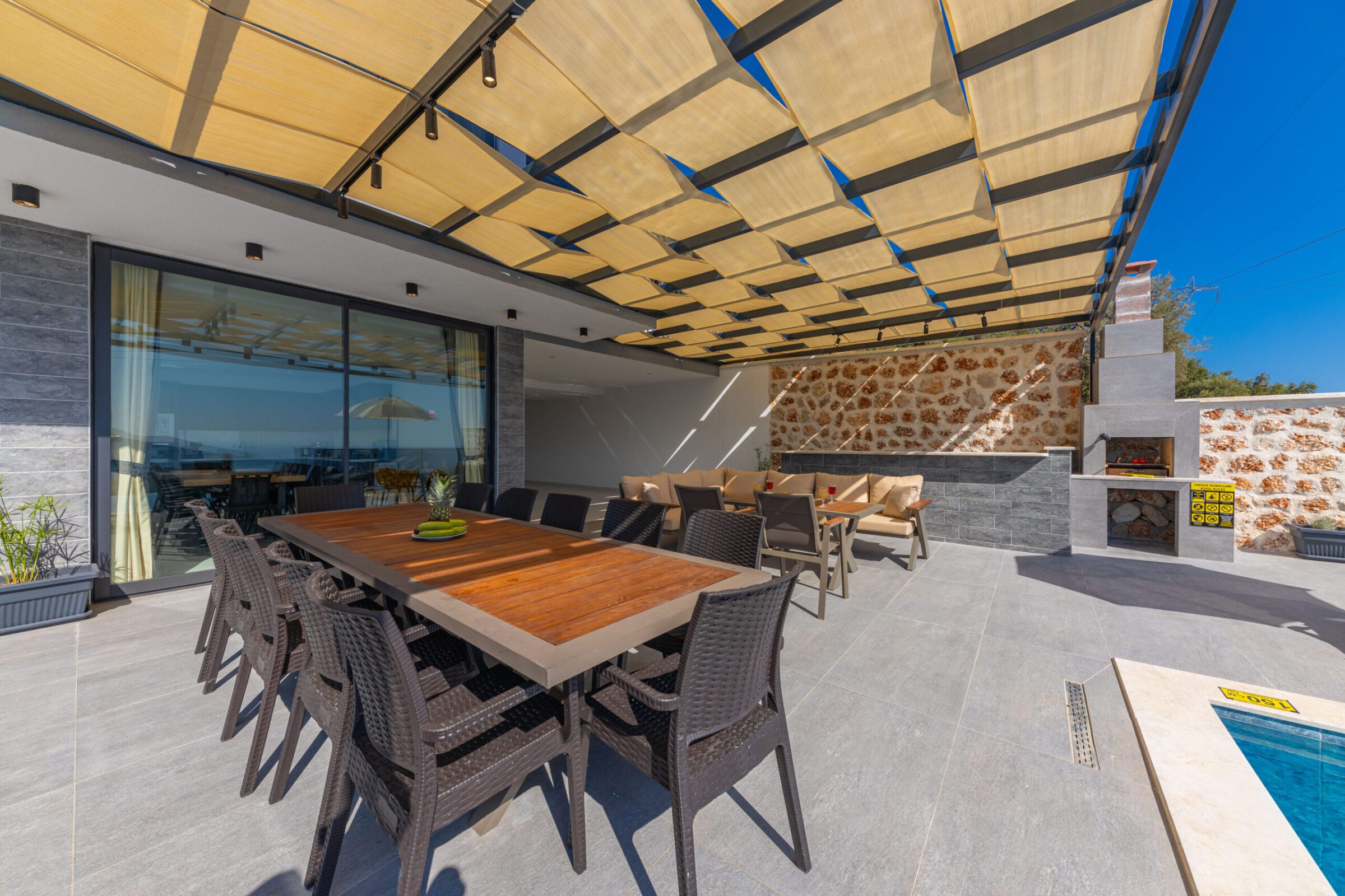 Outdoor dining table in Villa Royal Falcon, villas to rent in Kalkan, Turkey