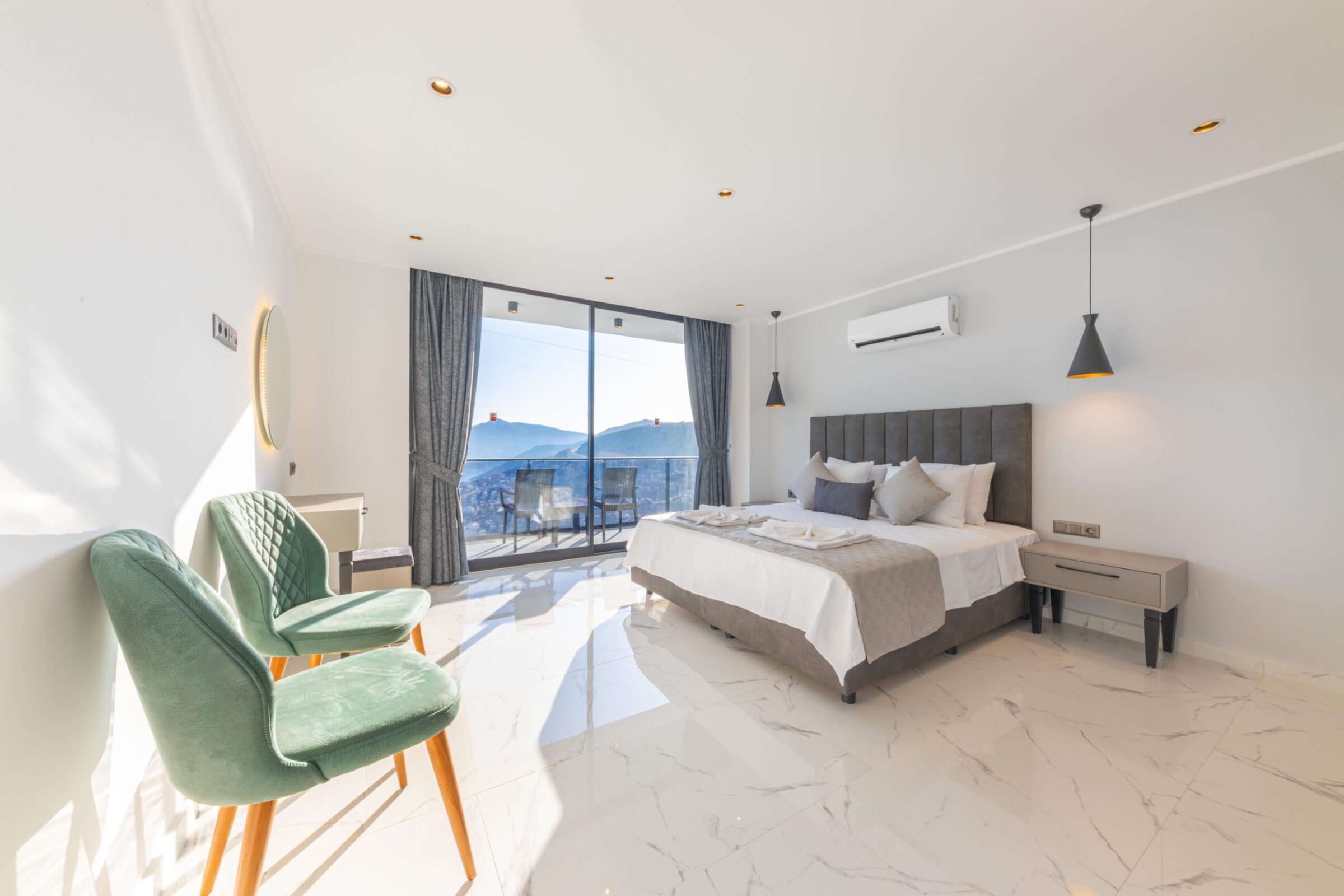 Double bedroom and bathroom with balcony in Villa Royal Falcon, villas to rent in Kalkan, Turkey