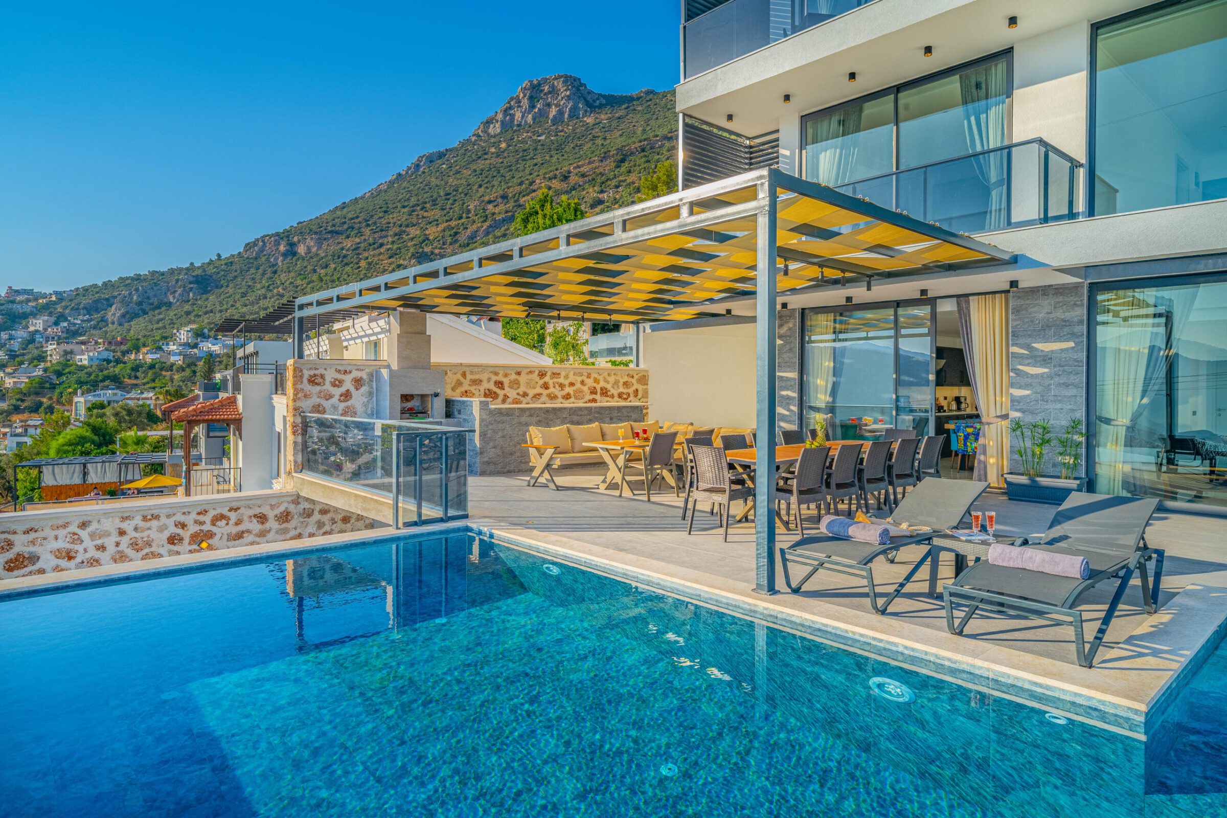 Outdoor dining area in Villa Grey Falcon, villas to rent in kalkan, Turkey