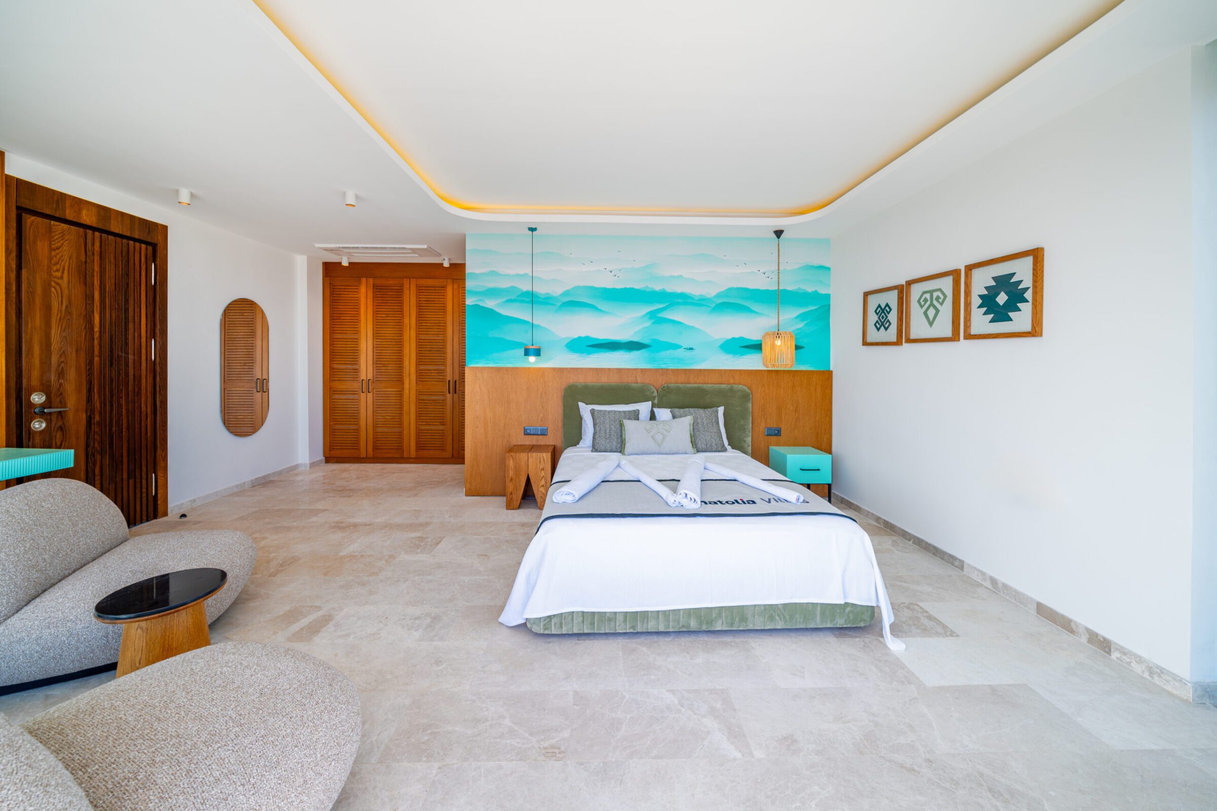 Spacious double bedroom and bathroom in Villa Anatolia 2, villas to rent in Kalkan, Turkey