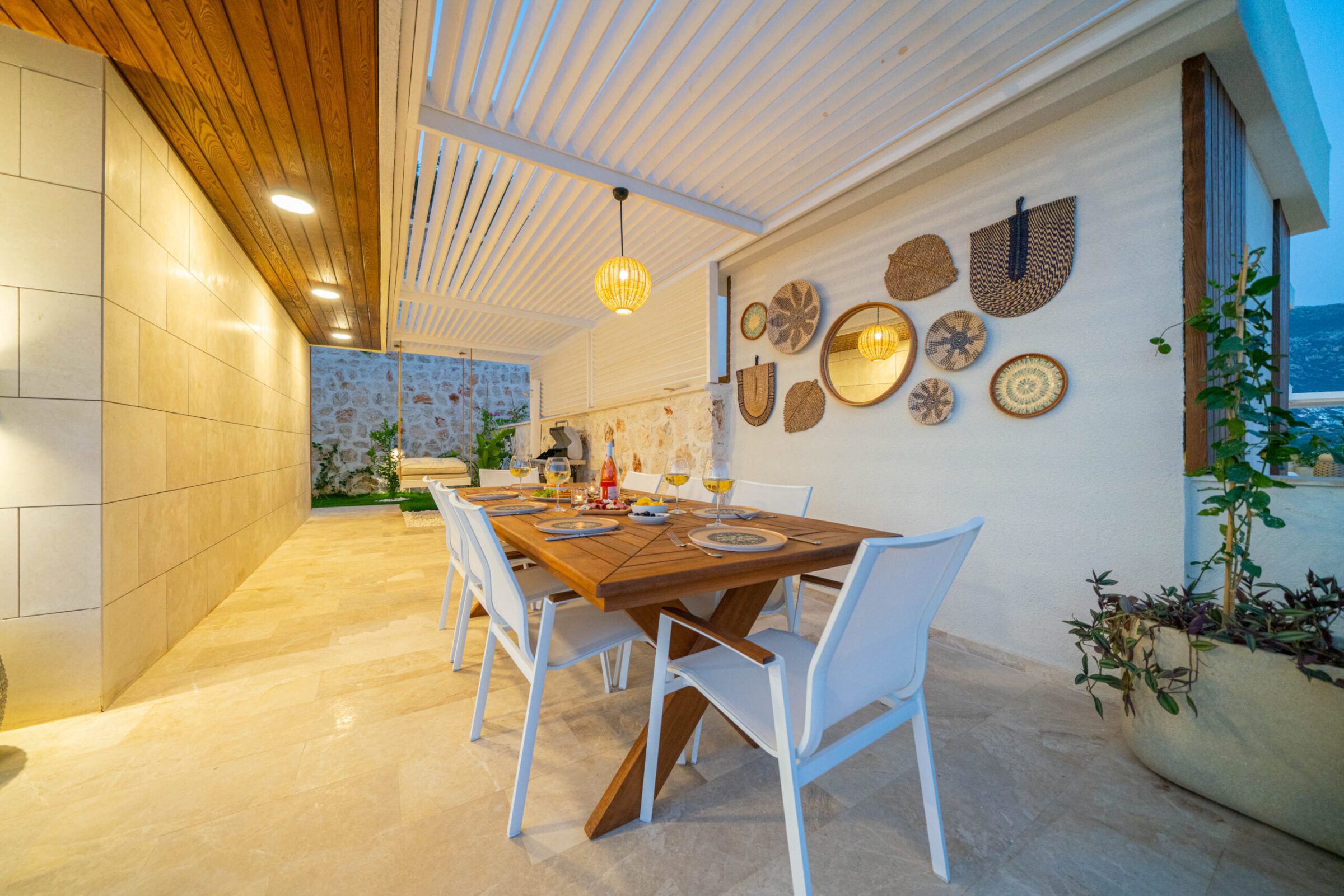 Outdoor dining area in Villa Anatolia 1, villas to rent in Kalkan, Turkey