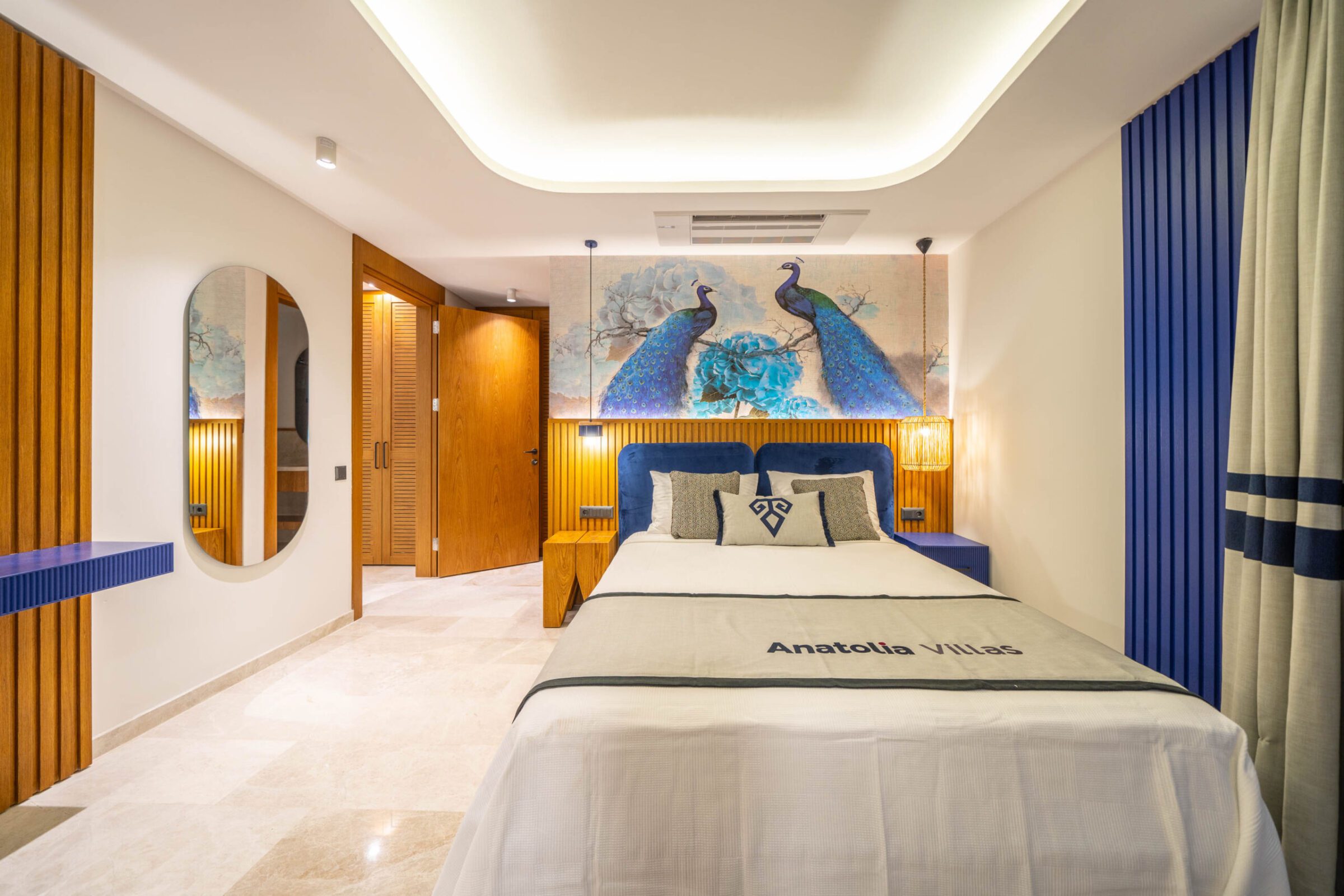 Double bedroom and bathroom in Villa Anatolia 1, villas to rent in Kalkan, Turkey