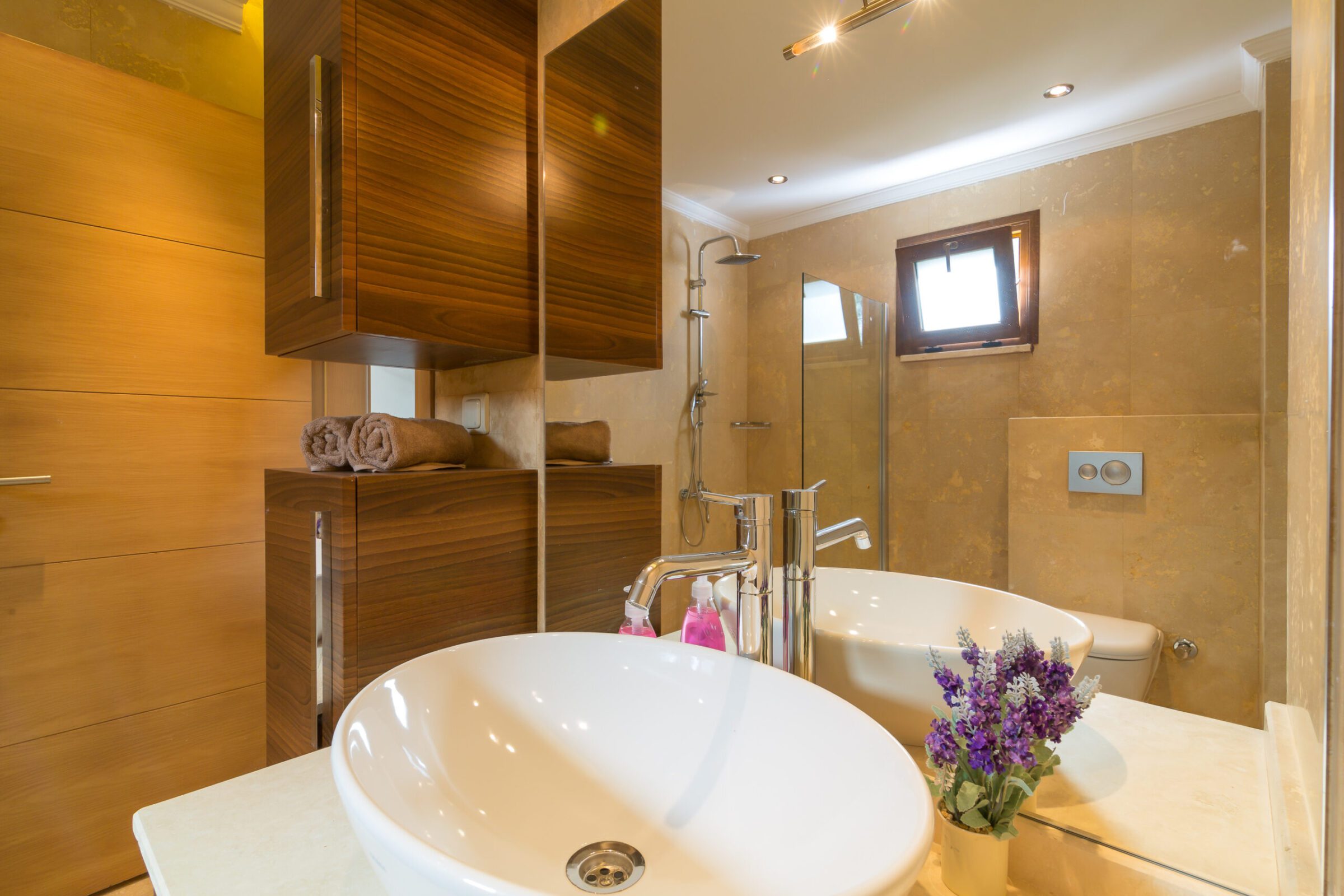 Bathroom in Villa Elia, villa holidays in Kalkan, Turkey