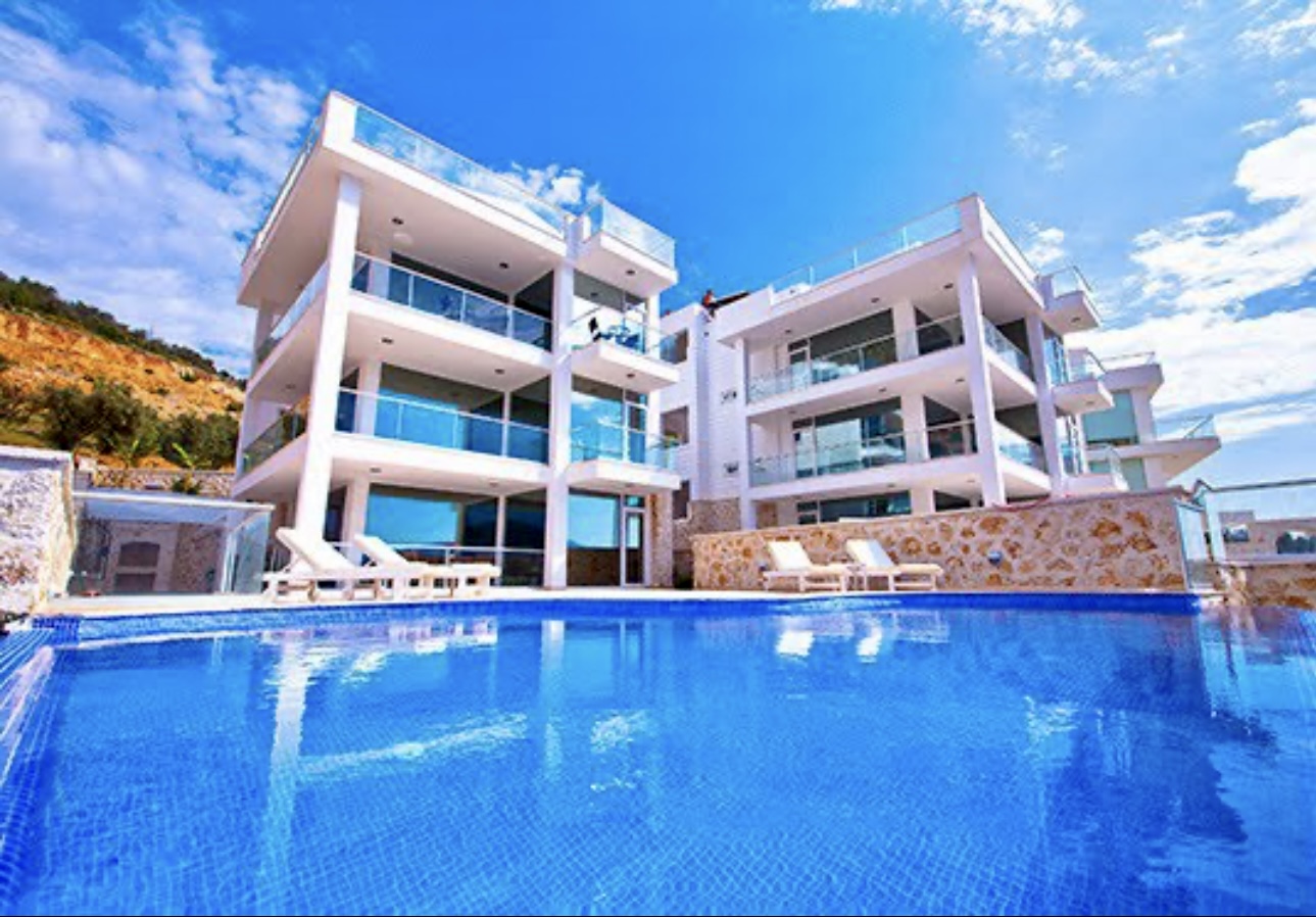 Mahmet Salvarli Suites