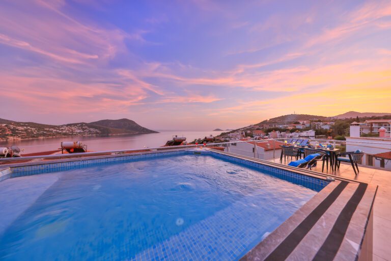 Hot tub in Villa Tulip, villa holidays in Kalkan, Turkey