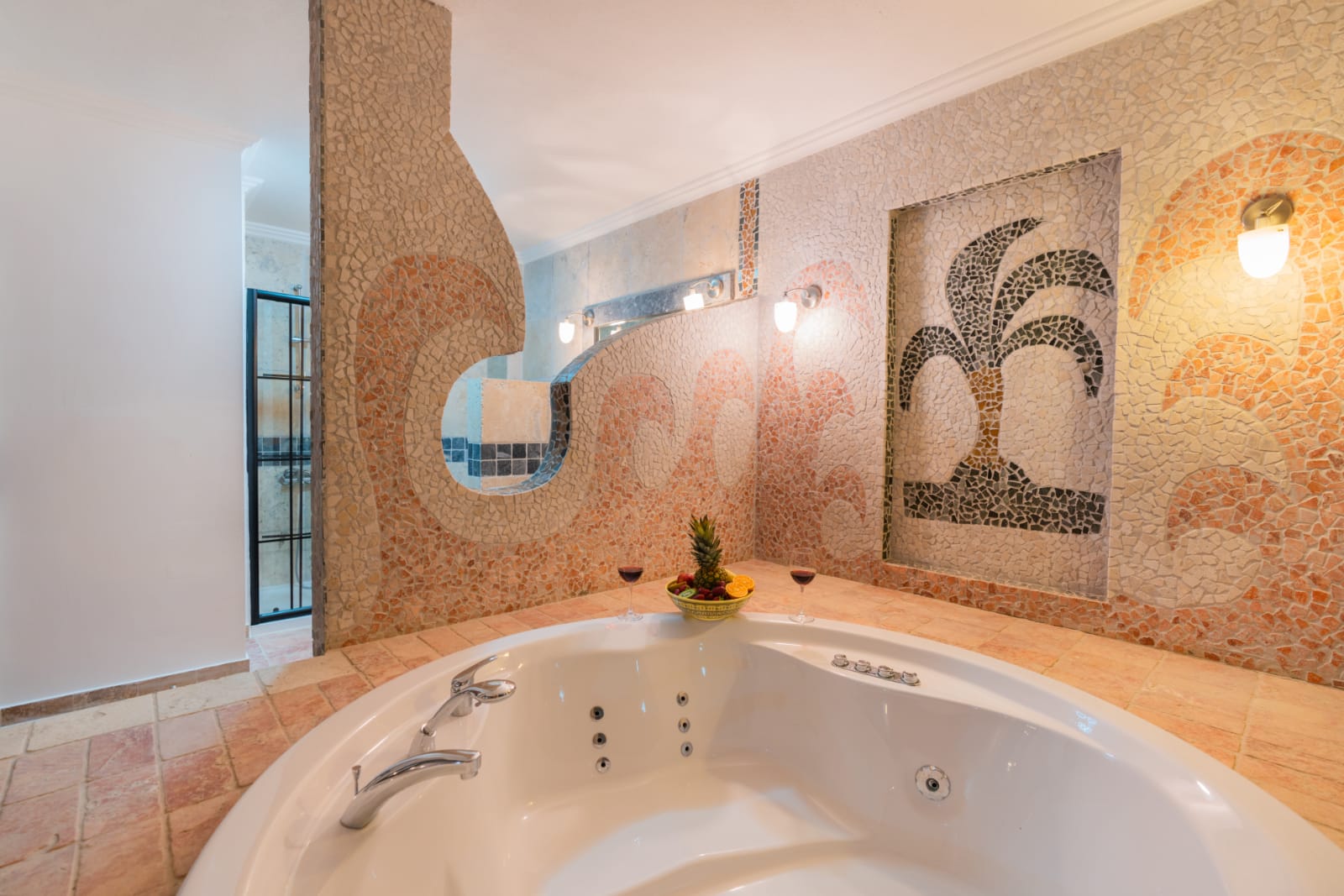 Large bathroom in Villa Salice, villa holidays in Kalkan, Turkey