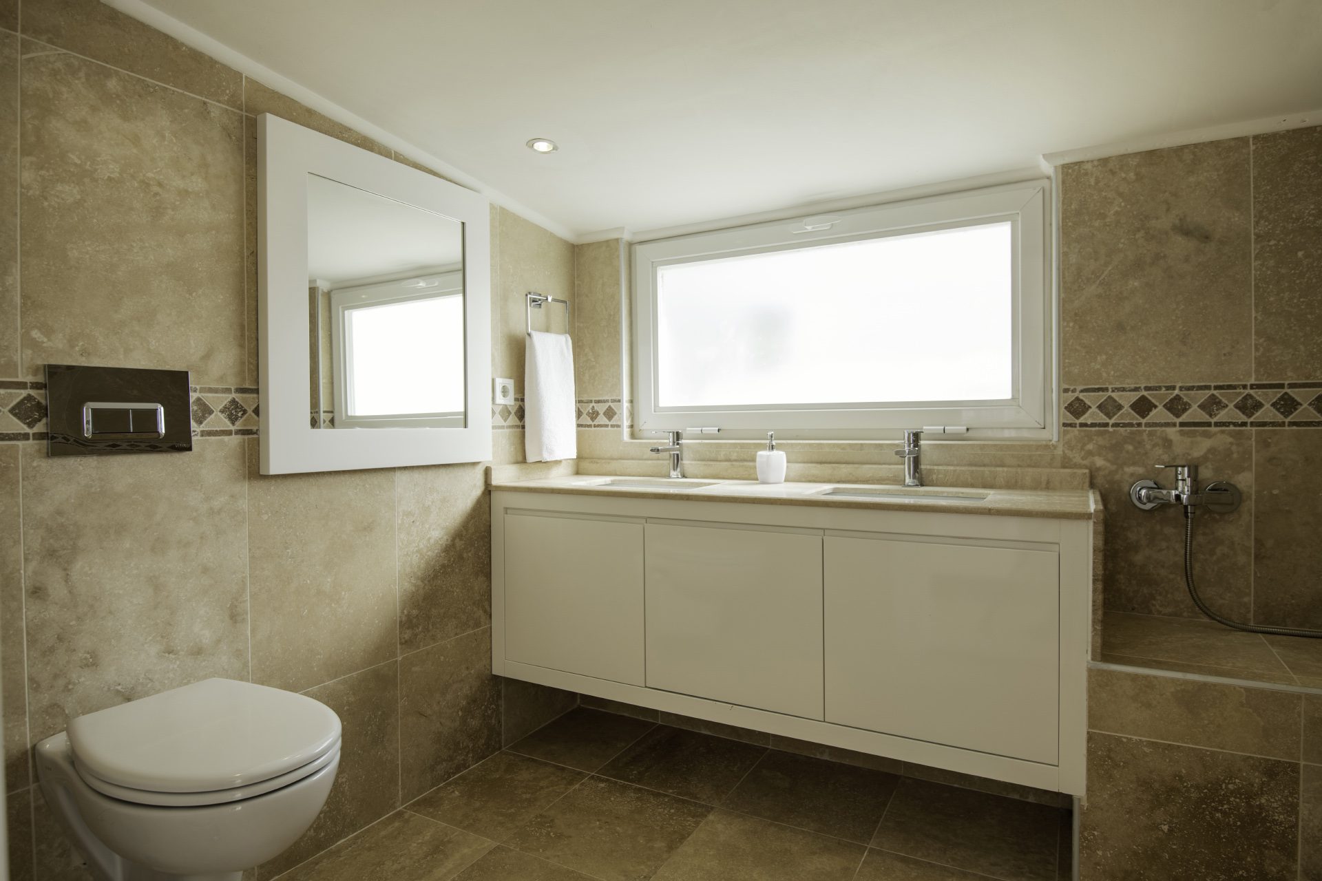 Bathroom in Villa Ketchy, villas to rent in Kalkan, Turkey