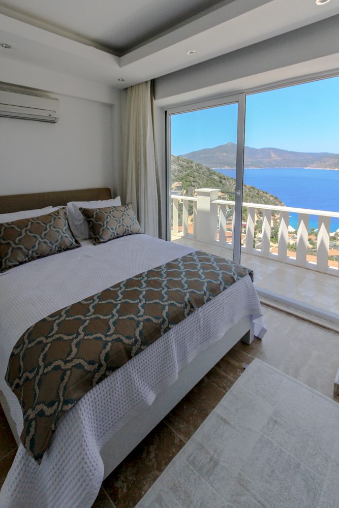 Double bedroom with balcony in Villa Ketchy, villas to rent in Kalkan, Turkey
