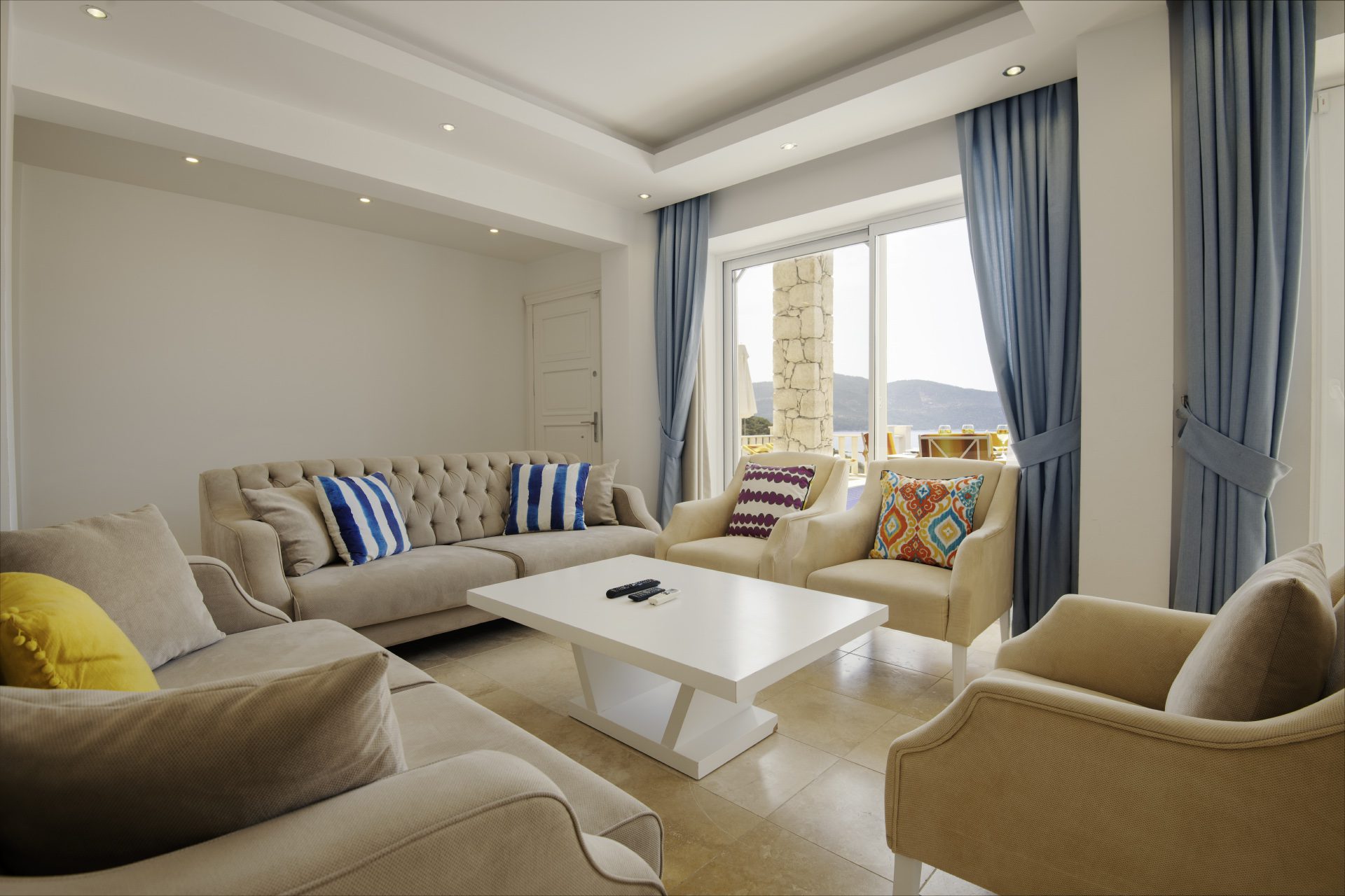 Lounge with garden access in Villa Ketchy, villas to rent in Kalkan, Turkey