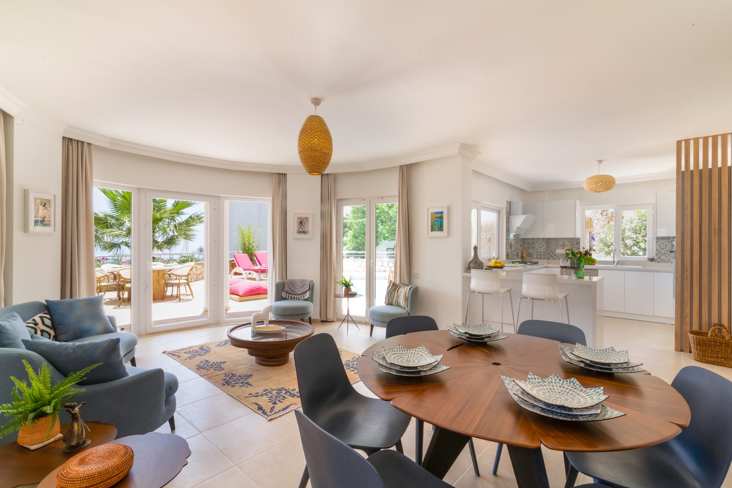 Open-planned kitchen and lounge in The Grove, villas to rent in Kalkan, Turkey