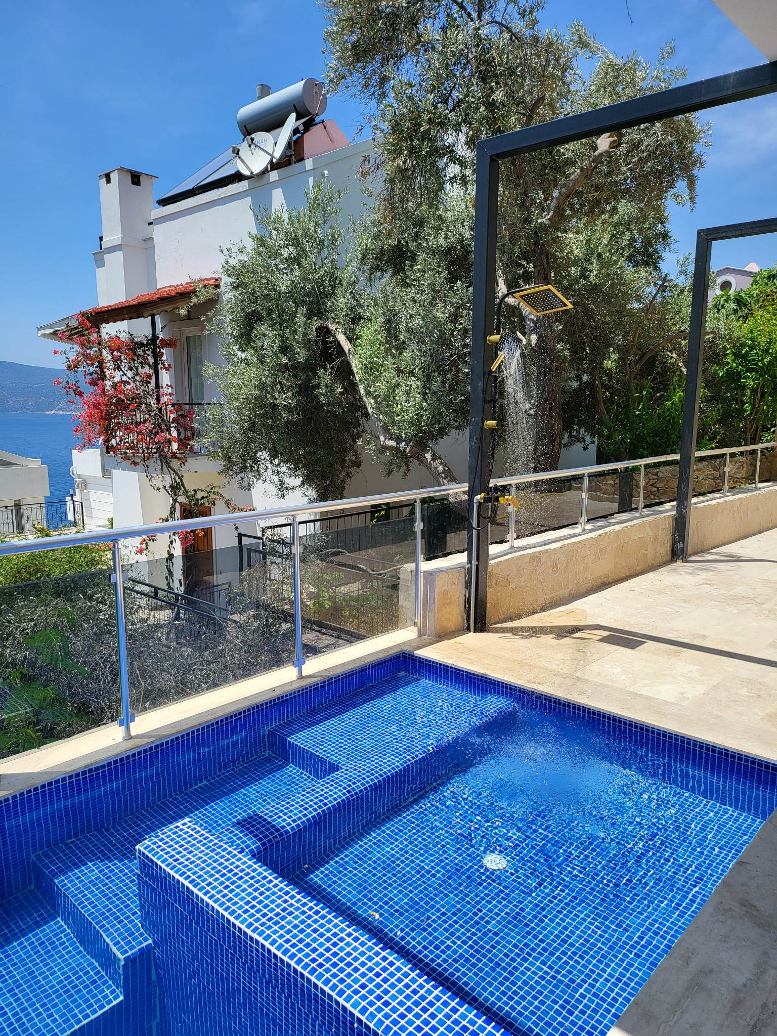 Outdoor pool and shower in Villa Happy, villa holiday in Kalkan, Turkey