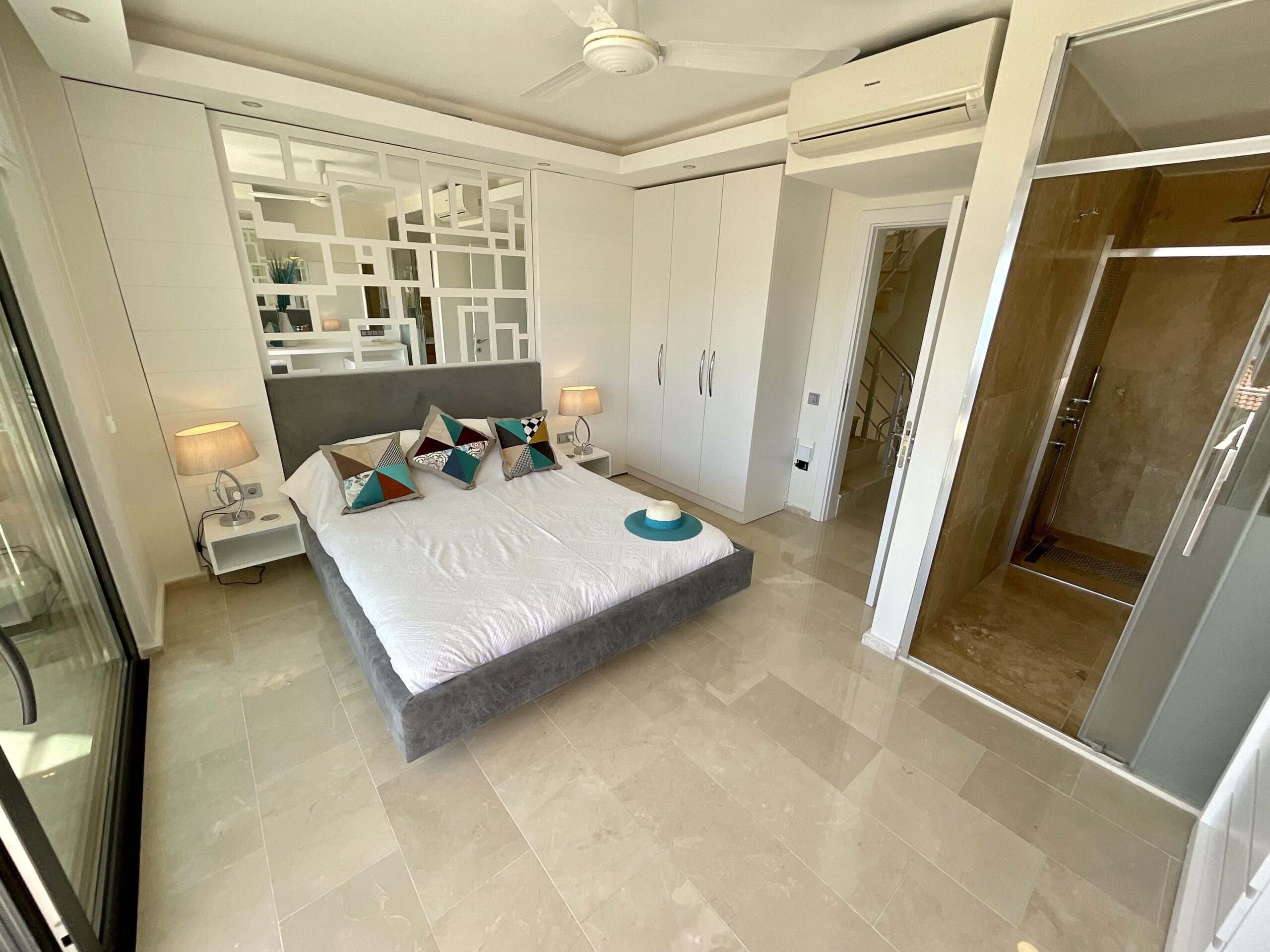 Double bedroom with en suite bathroom in Villa Calypso, villa holidays in Kalkan, Turkey