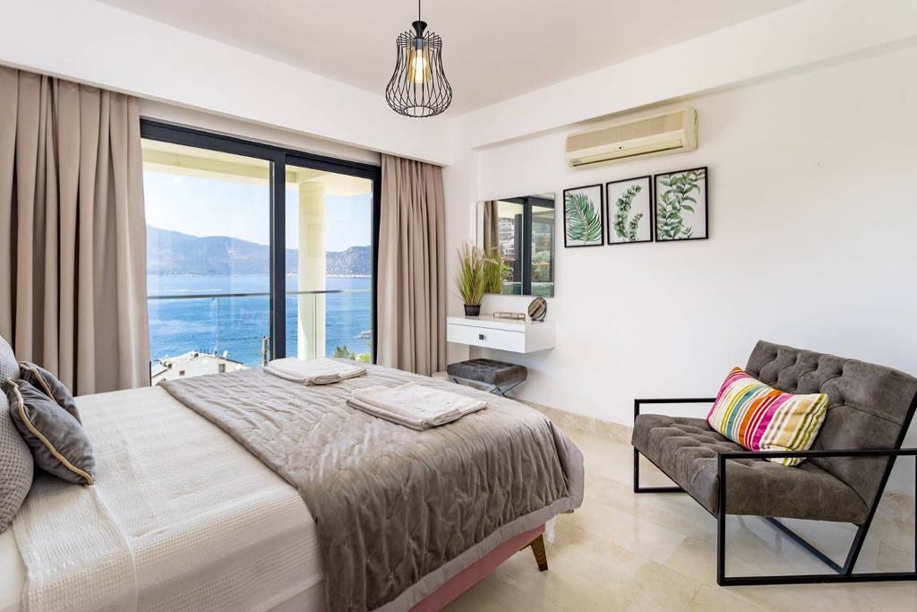 Double bedroom with balcony in Villa Kisla Falls, villas to rent in Kalkan, Turkey
