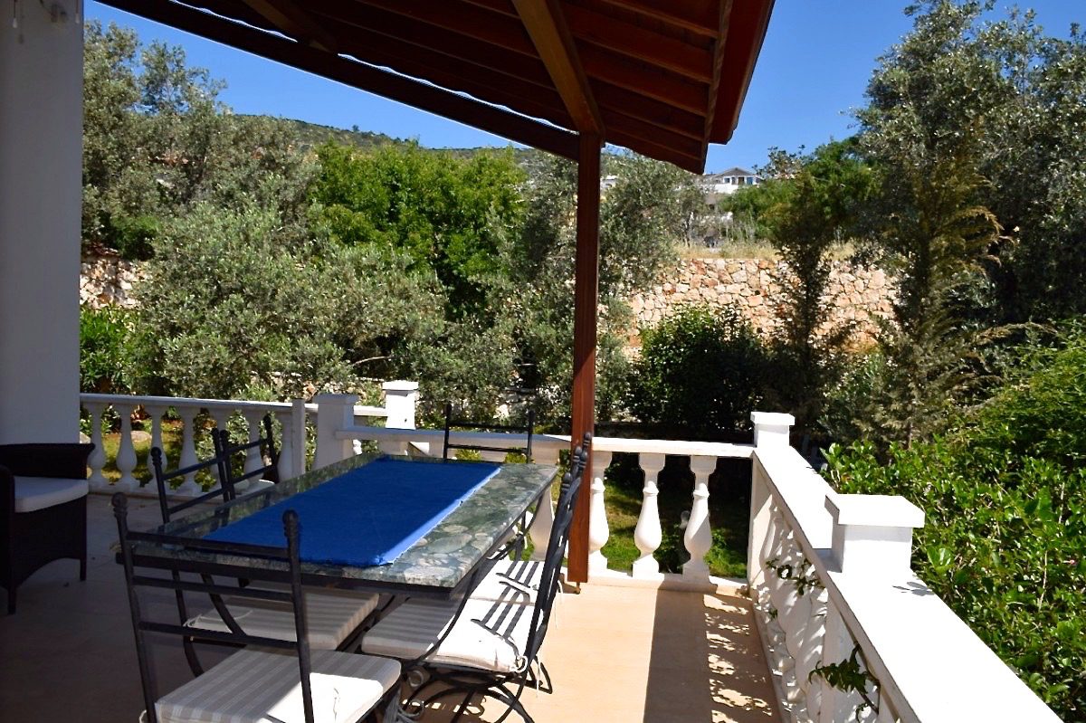 Balcony dining area at Villa Amelia, villas to rent in Kalkan, Turkey