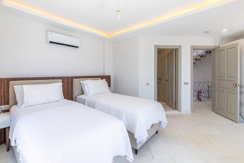 Twin bedroom in Villa Bahce, villas to rent in Kalkan, Turkey