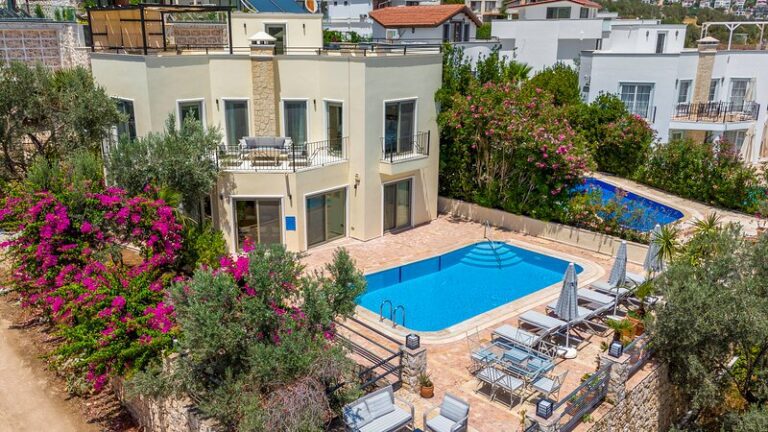 Front view of Villa Bahce, villas to rent in Kalkan, Turkey
