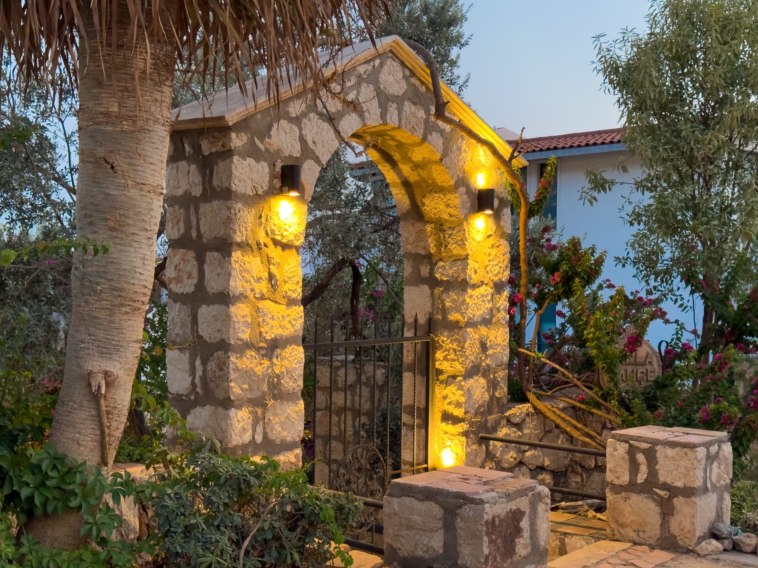 Garden of Villa Bahce, villas to rent in Kalkan, Turkey