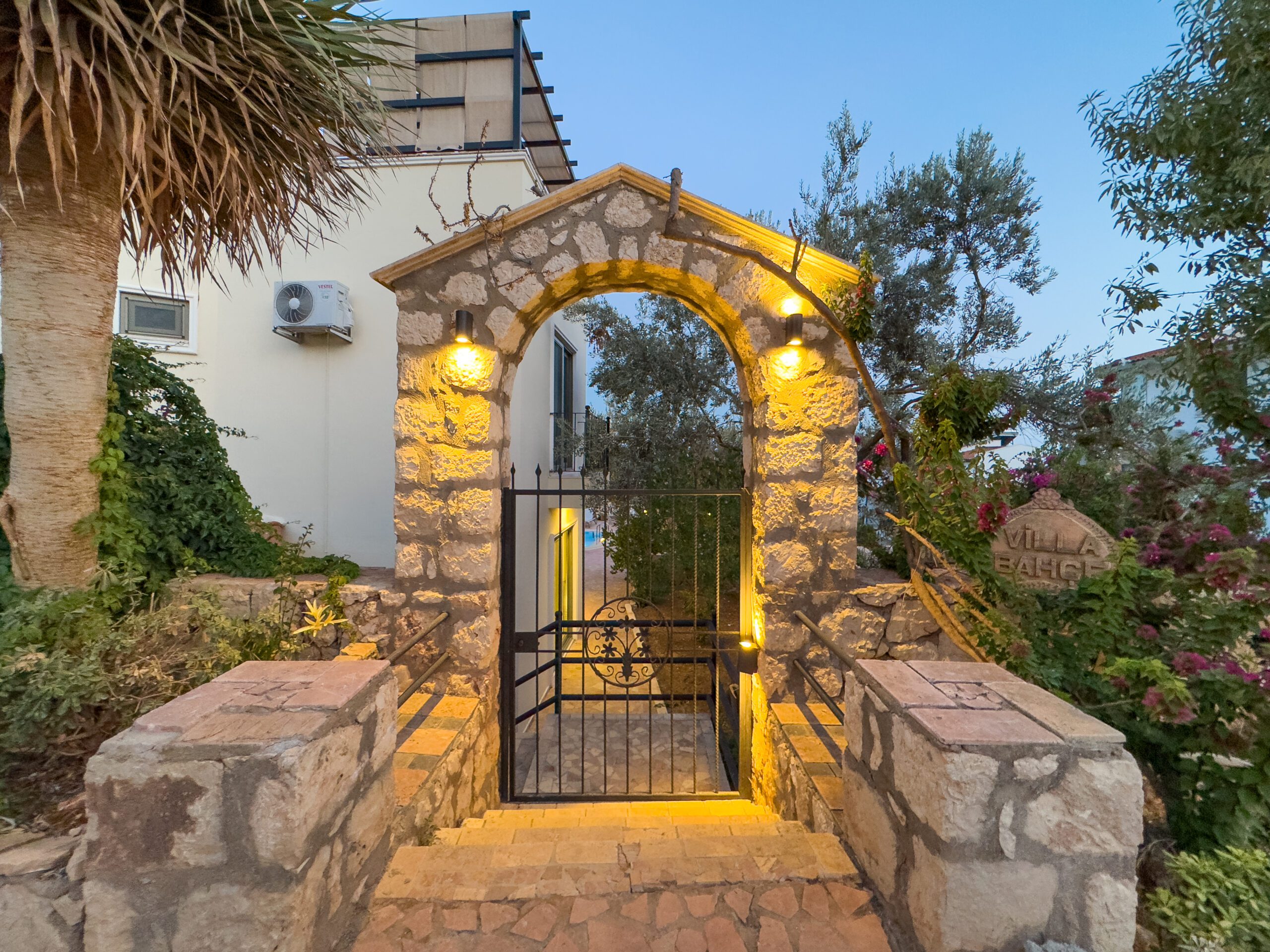 Garden of Villa Bahce, villas to rent in Kalkan, Turkey