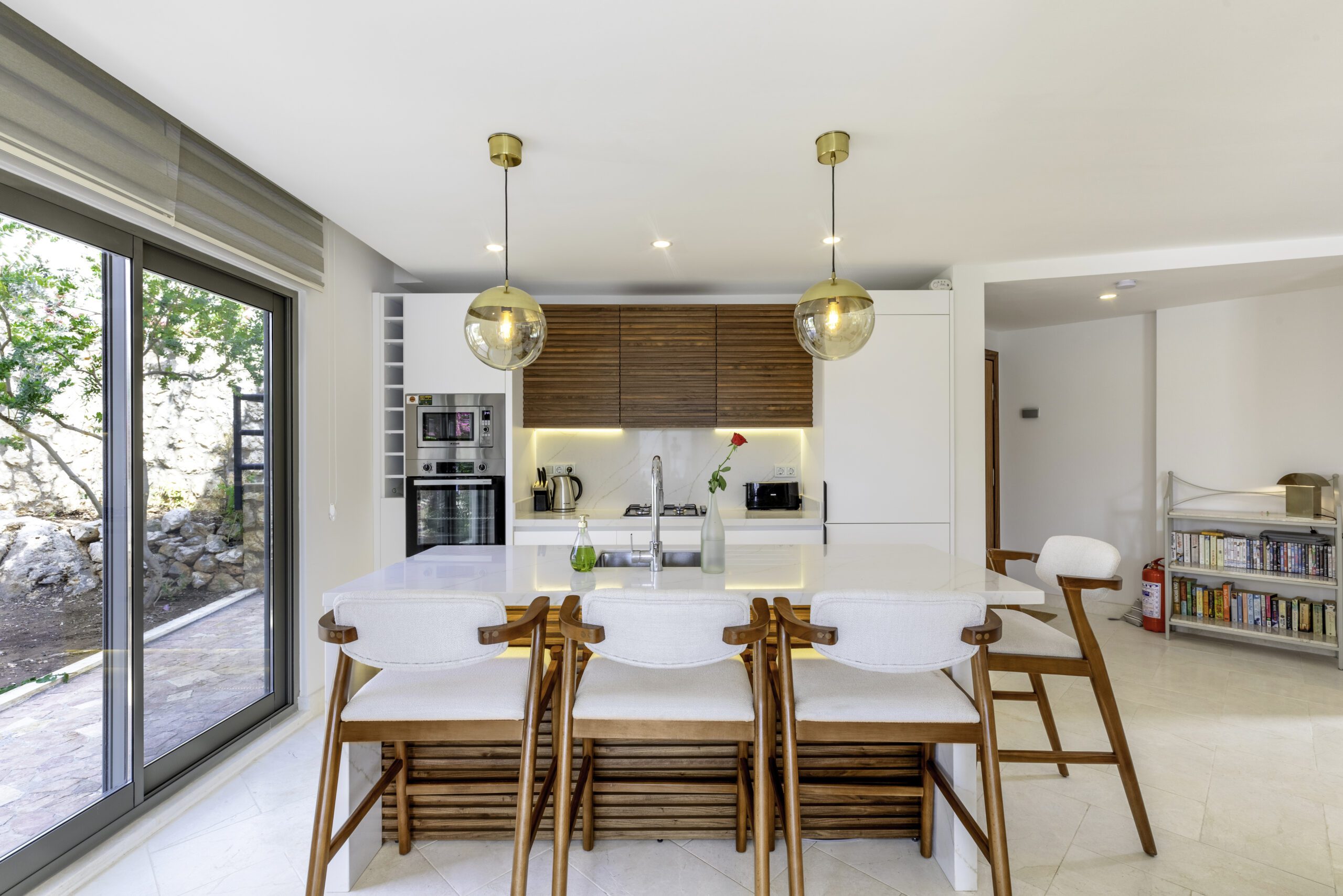 Kitchen with breakfast bar in Villa Bahce, villas to rent in Kalkan, Turkey