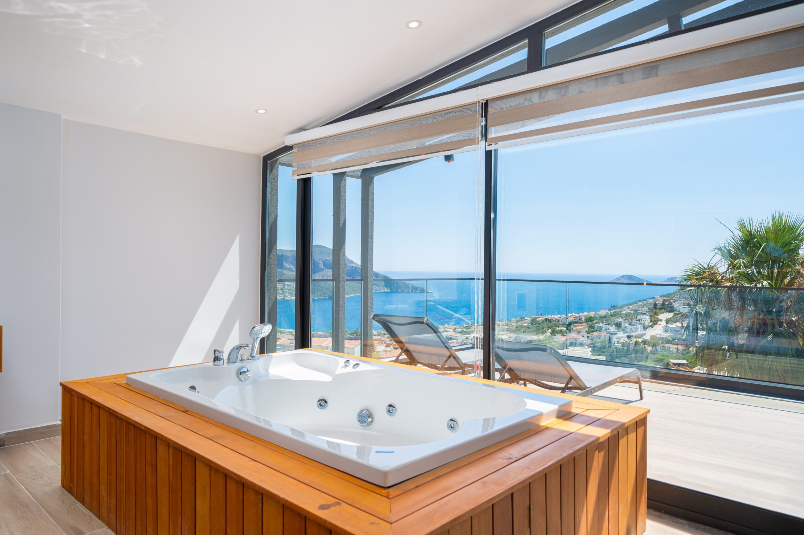 Spacious double bedroom with hot tub in Villa Nova, villa holidays in Kalkan, Turkey