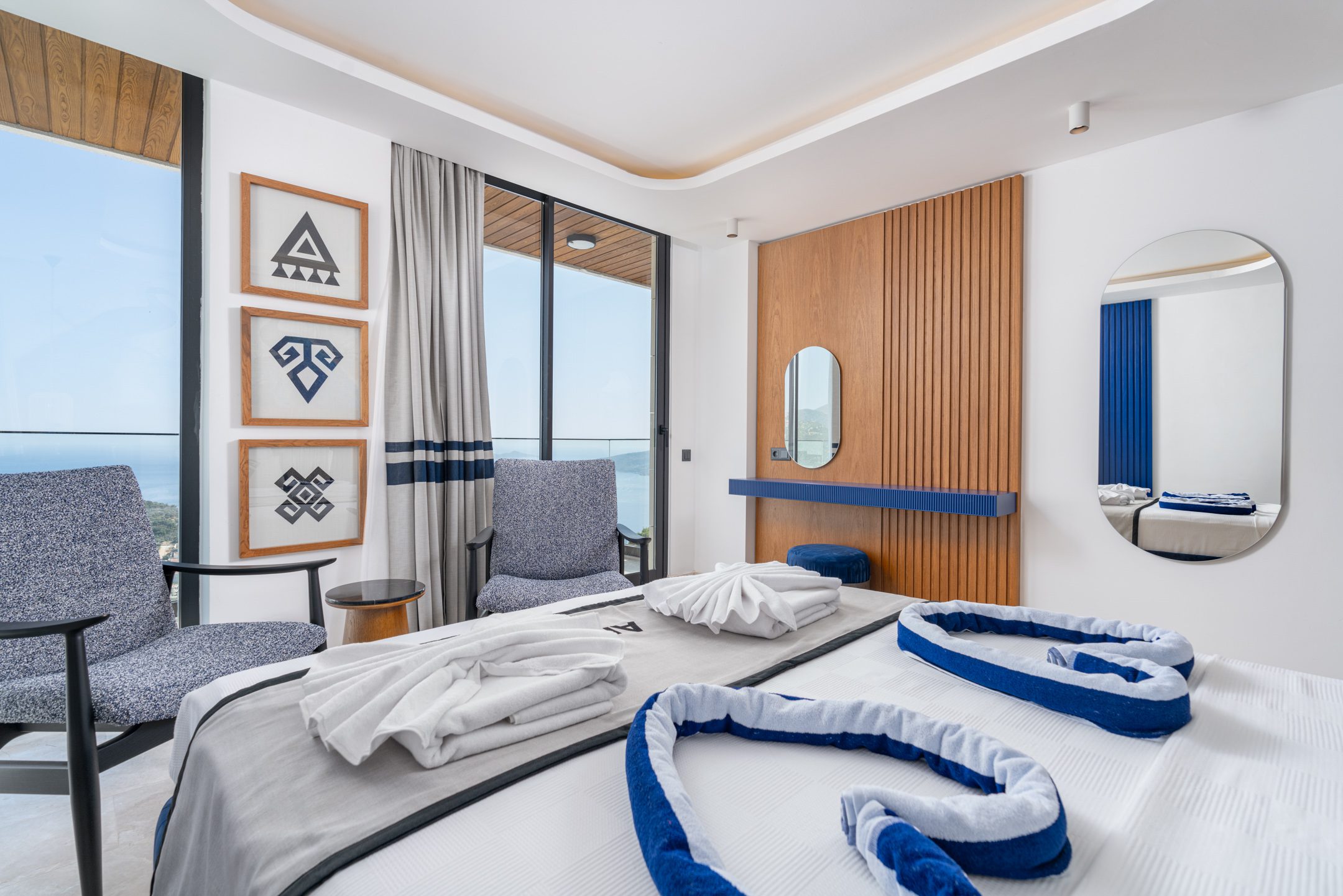 Double bedroom and balcony in Villa Anatolia 3, villas to rent in Kalkan, Turkey