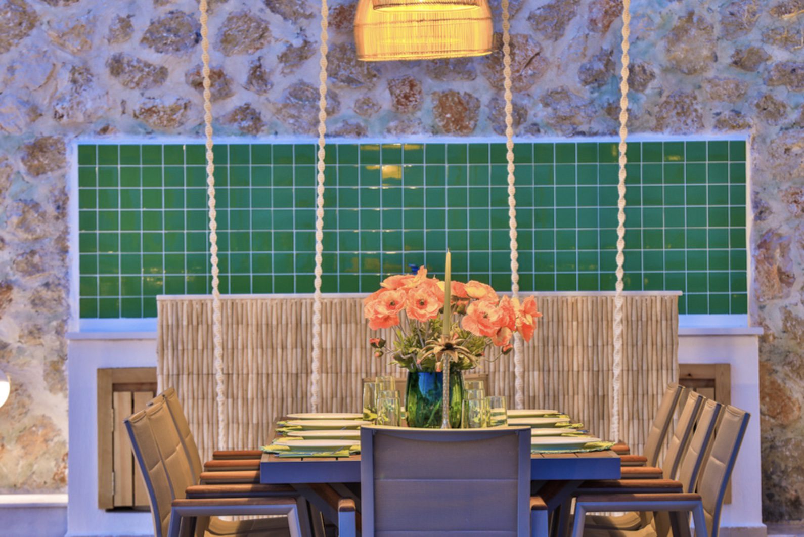 Outdoor dining area at Villa Calikusu, Kalkan holiday