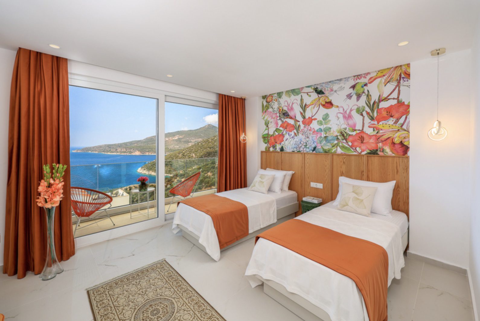 Twin bedroom in Villa Calikusu, Kalkan