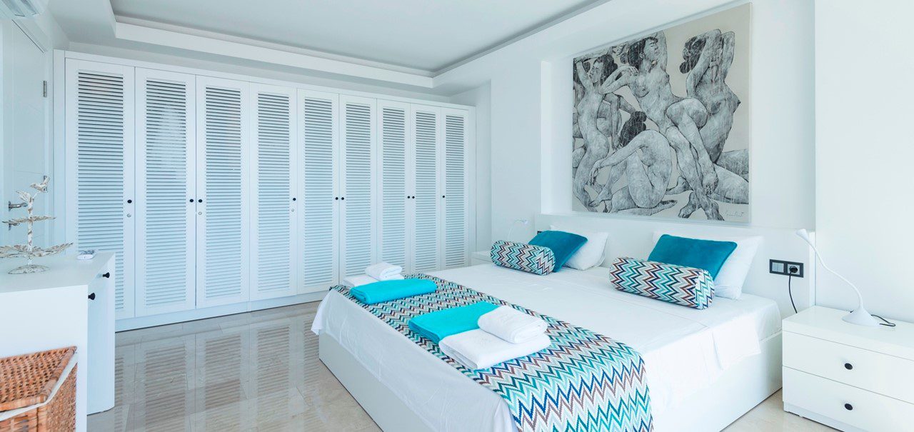 Double bedroom in Rumi Apartment, Kalkan