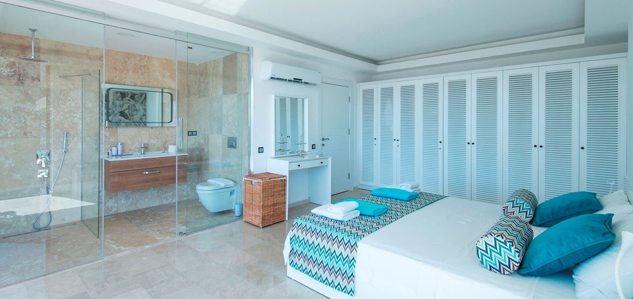 Double bedroom in Rumi Apartment, Kalkan