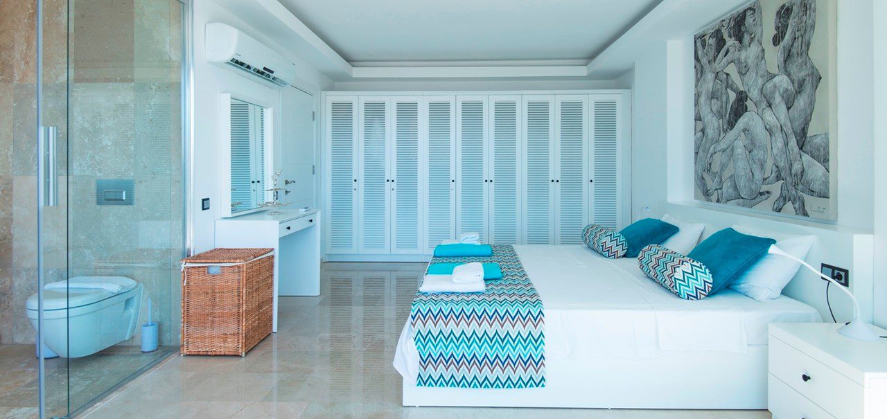 Double bedroom in Rumi Apartment, Kalkan